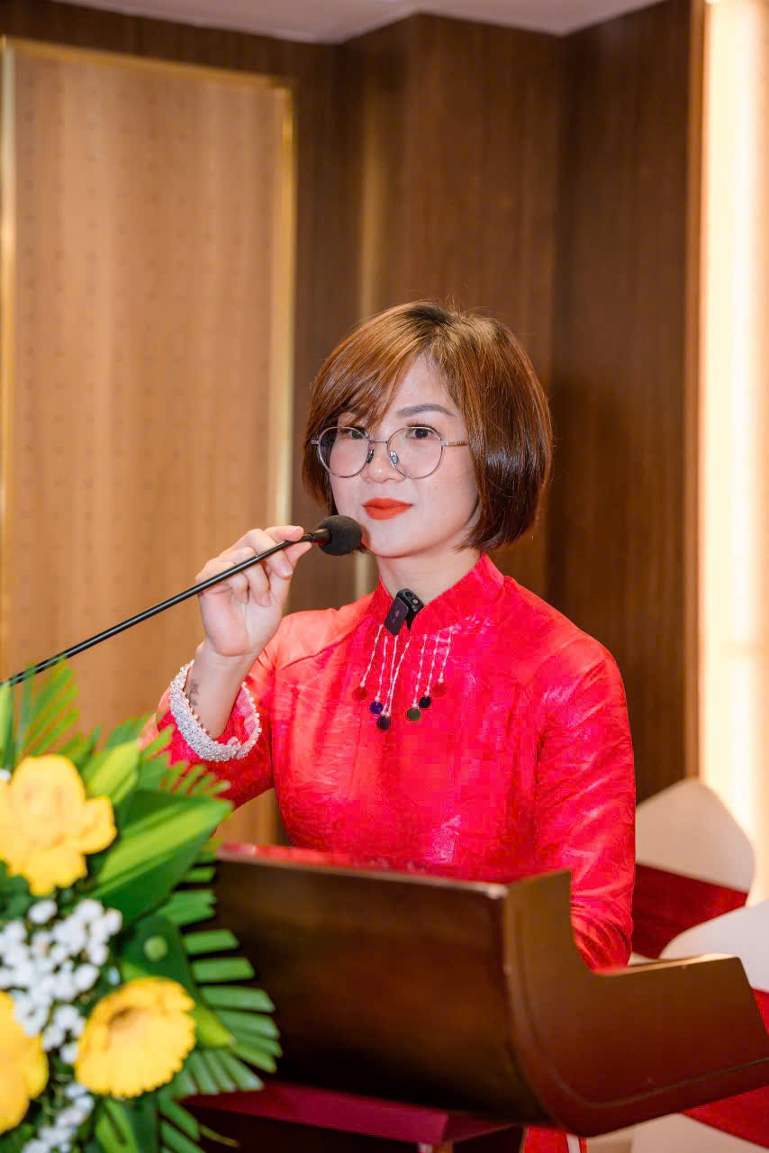 Chưa đăng ký thường trú cho con: Luật sư cho rằng phạt chưa đúng luật!- Ảnh 1.
