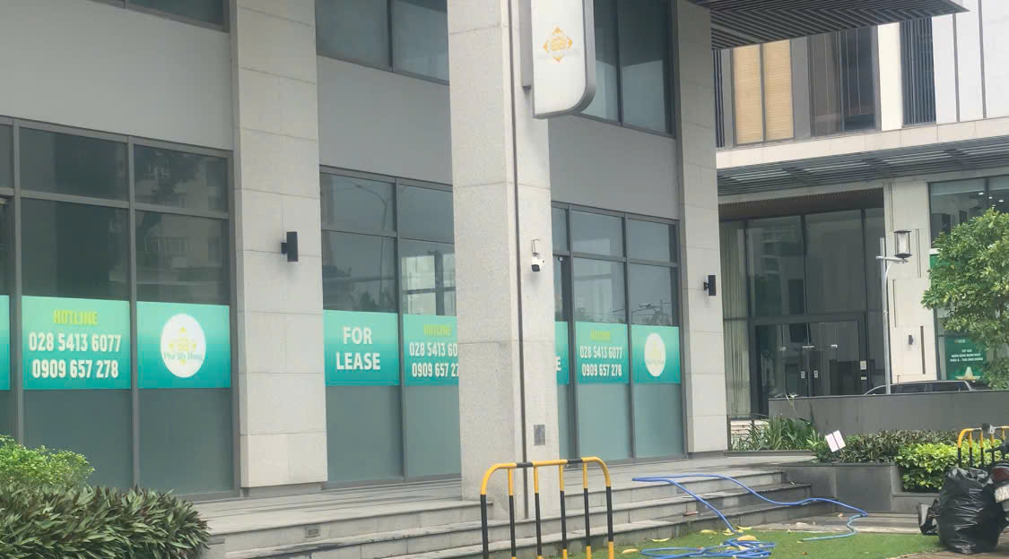 "Phố nhà giàu" đìu hiu, mặt bằng cho thuê treo bảng dài ngày, vắng người thuê - Ảnh 7.