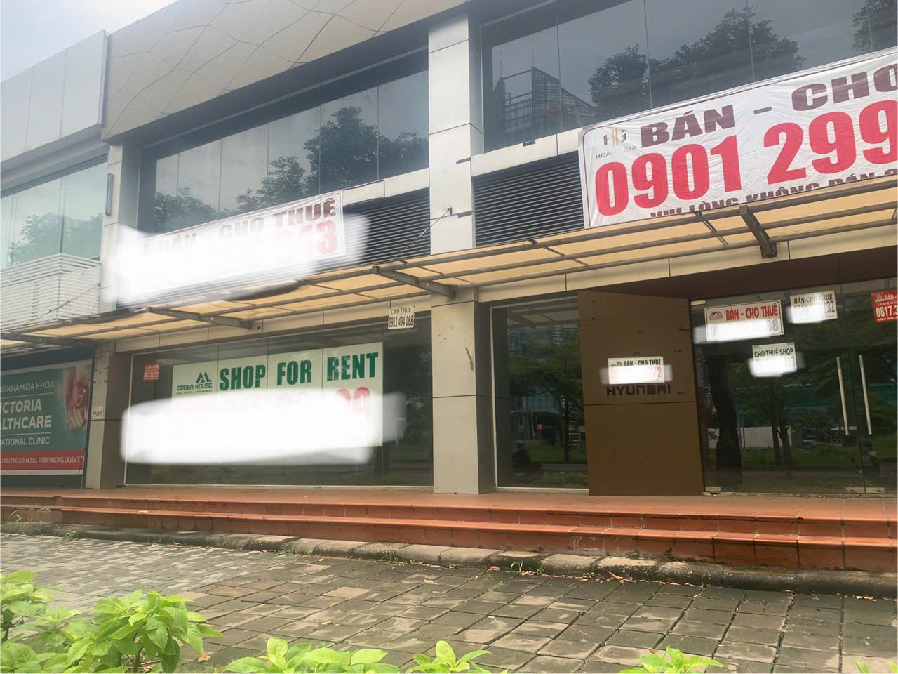 "Phố nhà giàu" đìu hiu, mặt bằng cho thuê treo bảng dài ngày, vắng người thuê - Ảnh 6.