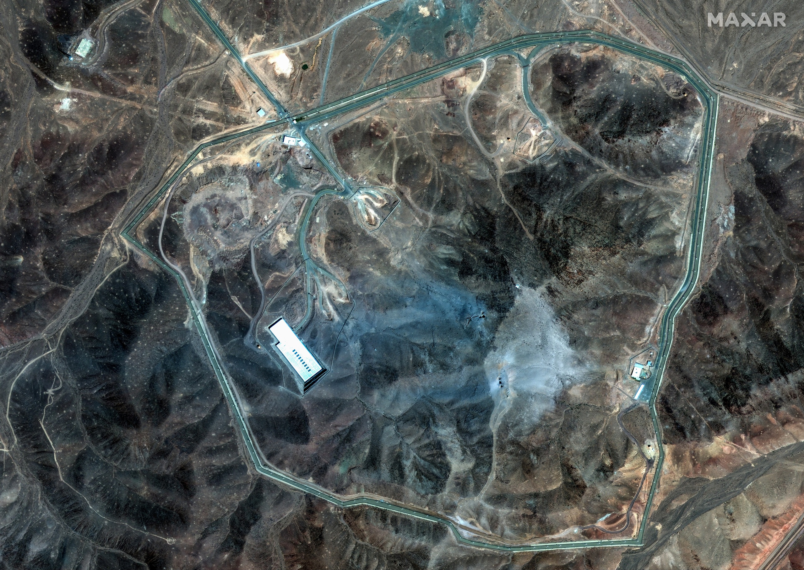 Tiết lộ bất ngờ về kho uranium l&agrave;m gi&agrave;u cao của Iran - Ảnh 2.