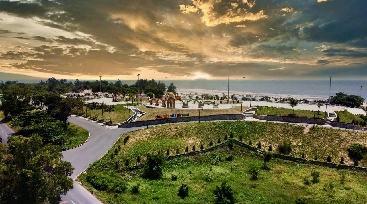 C&ocirc;ng bố phương &aacute;n đầu tư đường cao tốc Hồ Tr&agrave;m - s&acirc;n bay Long Th&agrave;nh- Ảnh 2.