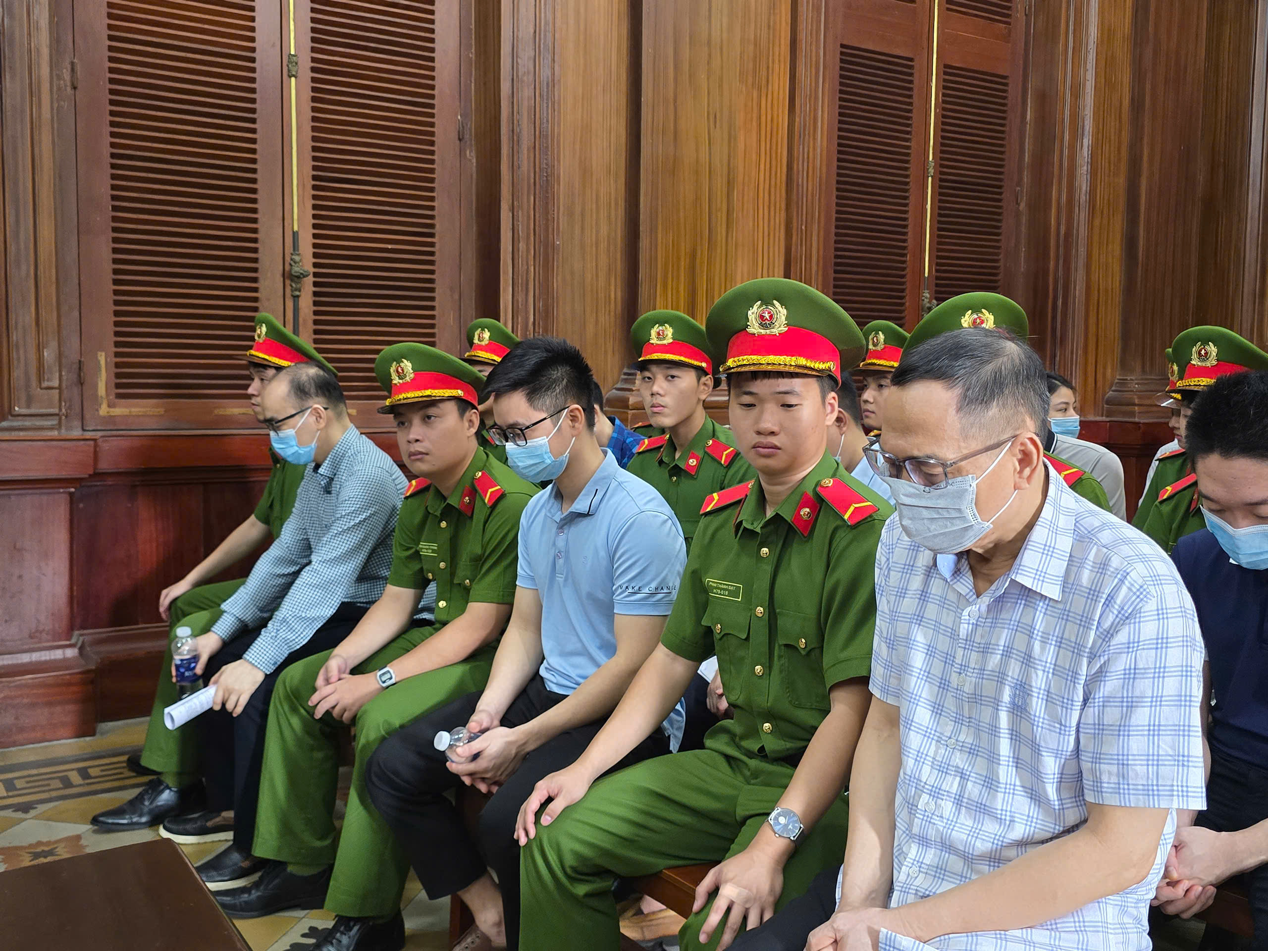L&yacute; do cựu gi&aacute;m đốc Trung t&acirc;m L&yacute; lịch tư ph&aacute;p quốc gia nhận hối lộ gần 39 tỉ đồng - Ảnh 1.