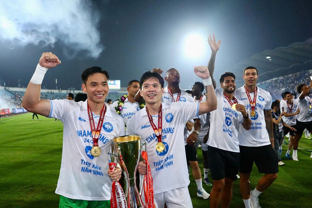 V-League vẫn c&ograve;n nhiều điều cần cải thiện - Ảnh 1.