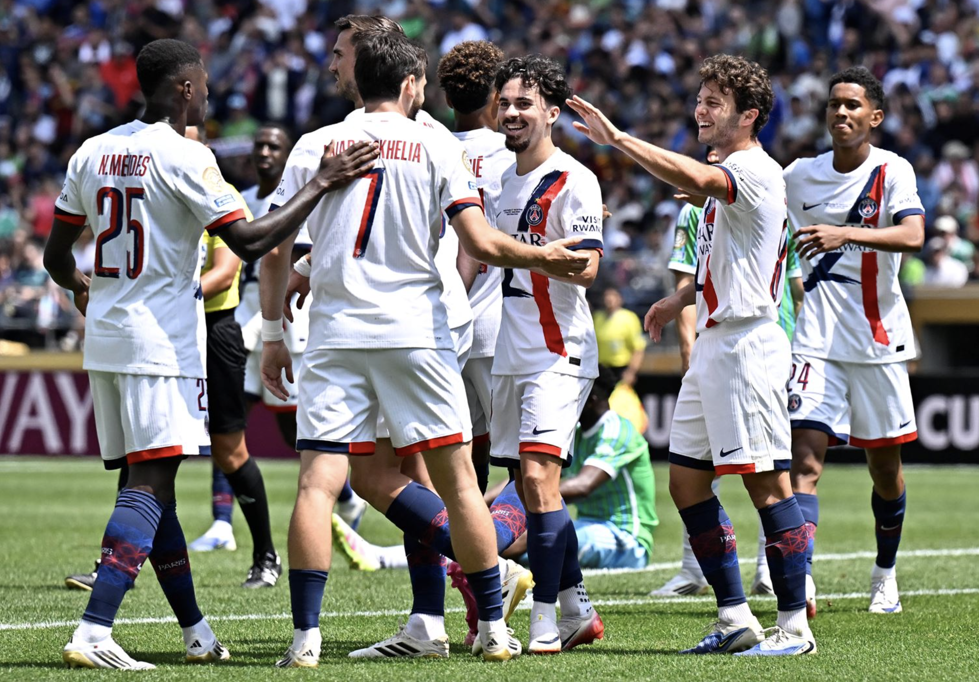 PSG thắng nh&agrave;n nh&atilde; Seattle Sounders, Atletico Madrid bị loại v&igrave; k&eacute;m b&agrave;n thắng- Ảnh 3.