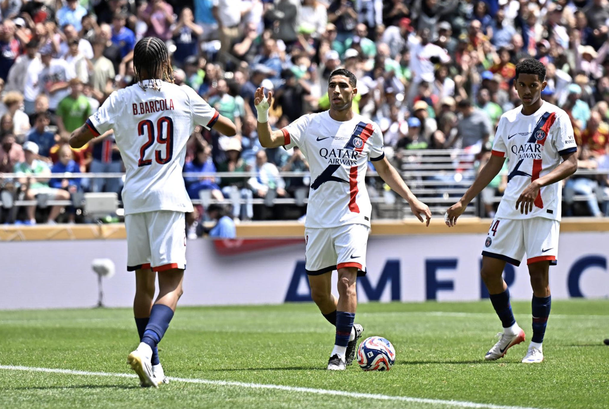PSG thắng nh&agrave;n nh&atilde; Seattle Sounders, Atletico Madrid bị loại v&igrave; k&eacute;m b&agrave;n thắng- Ảnh 5.