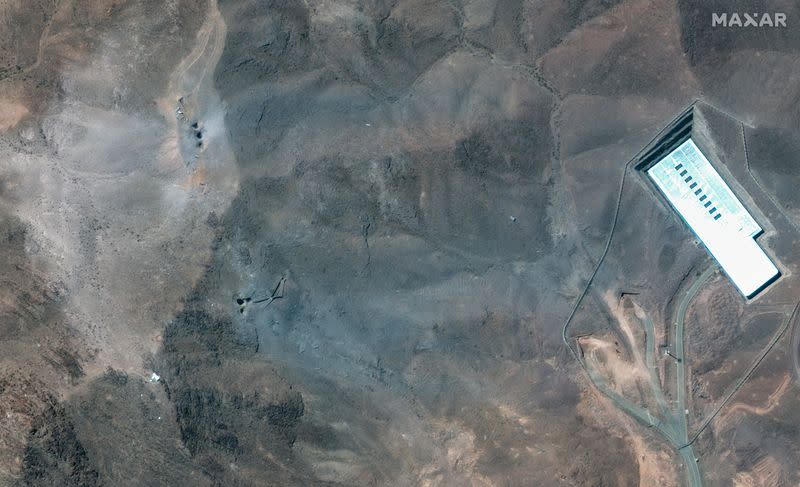 Lầu Năm G&oacute;c tiết lộ chi tiết c&aacute;c cuộc tấn c&ocirc;ng Iran - Ảnh 1.