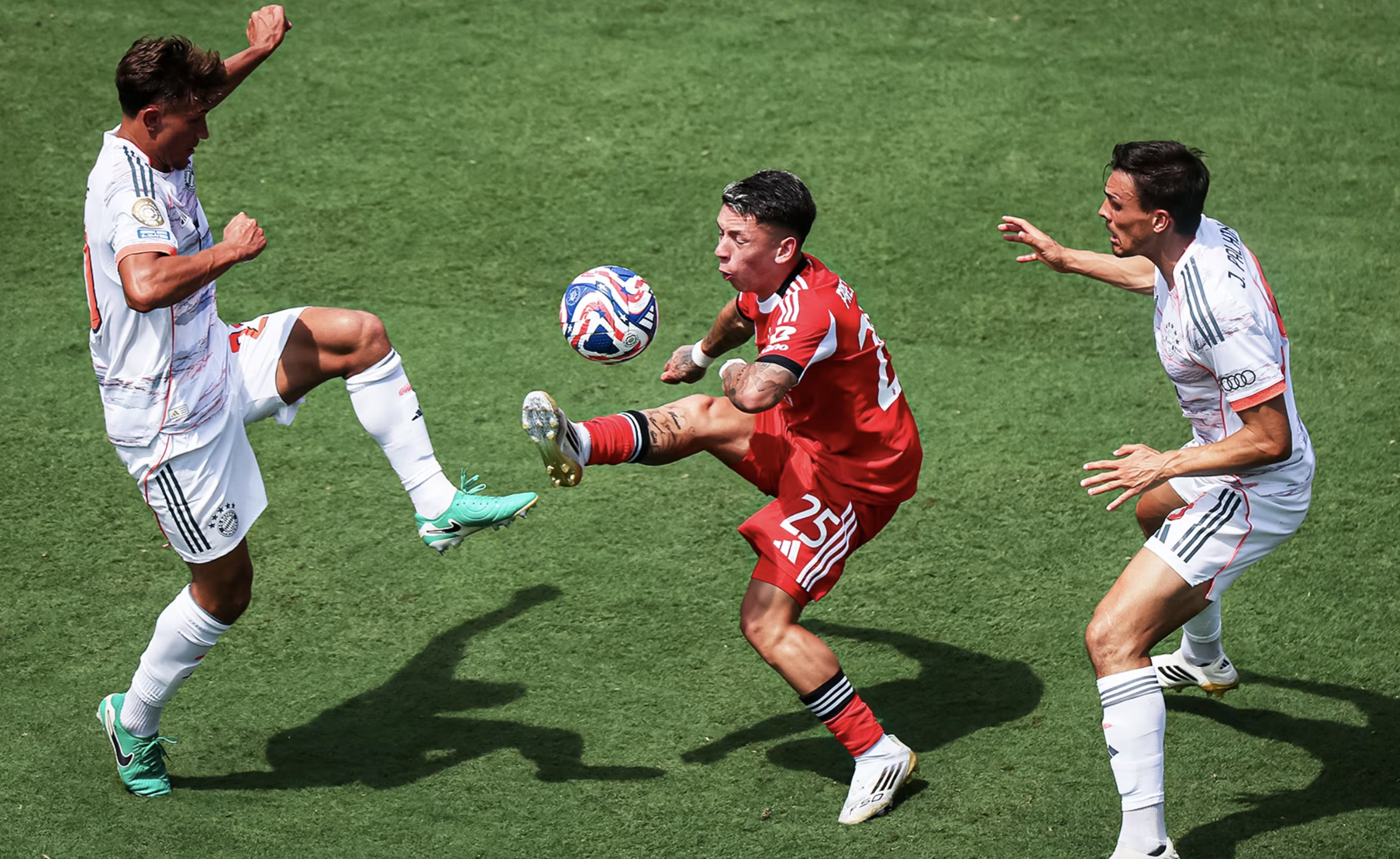 Benfica quật ng&atilde; Bayern Munich, ho&agrave;n th&agrave;nh sớm chỉ ti&ecirc;u FIFA Club World Cup- Ảnh 2.