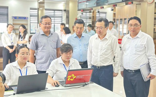 TP HCM "chạy đà" vận hành phường, xã mới