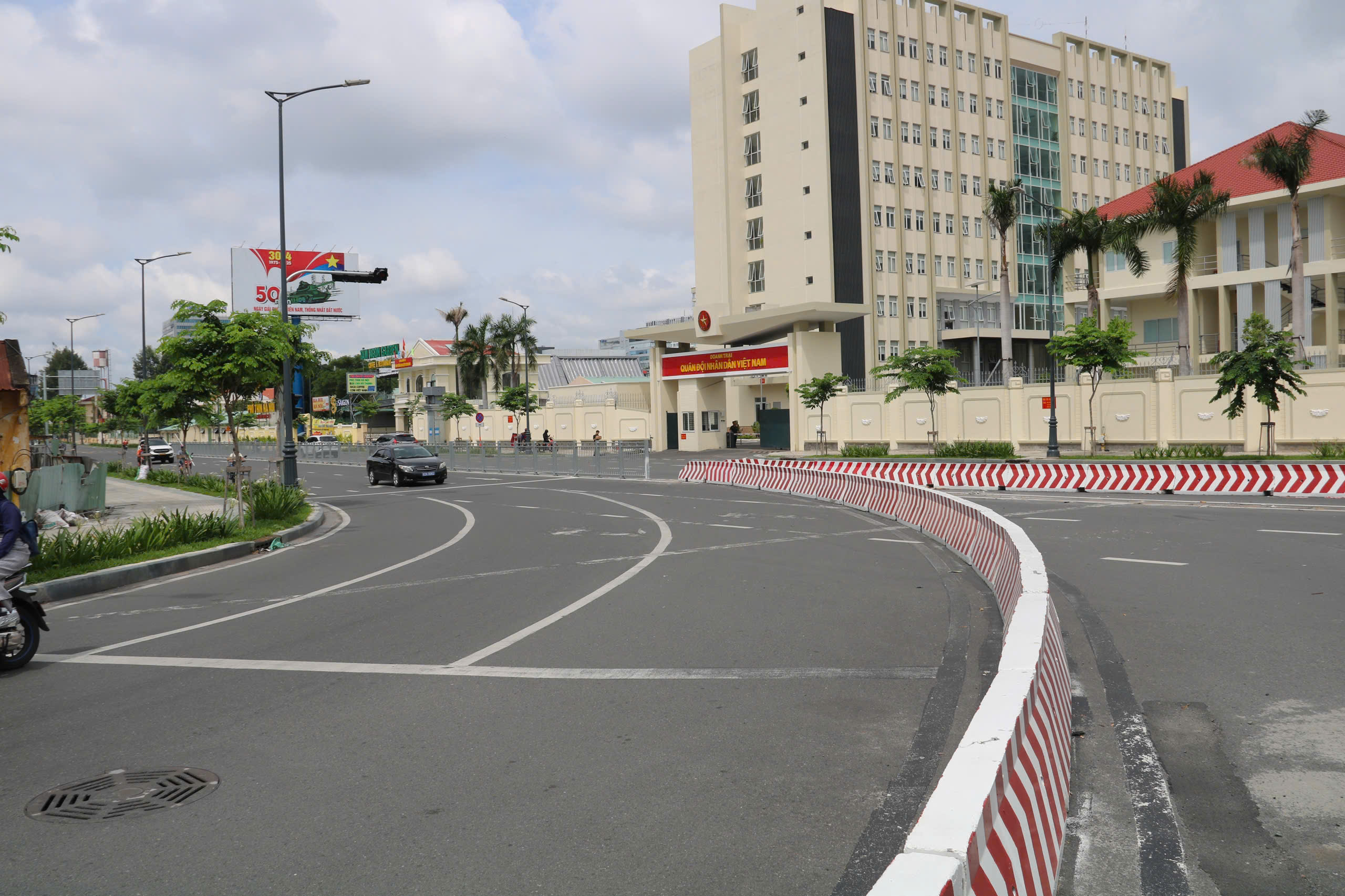 Điều chỉnh giao thông quanh khu vực nhà ga T3, sân bay Tân Sơn Nhất- Ảnh 10.