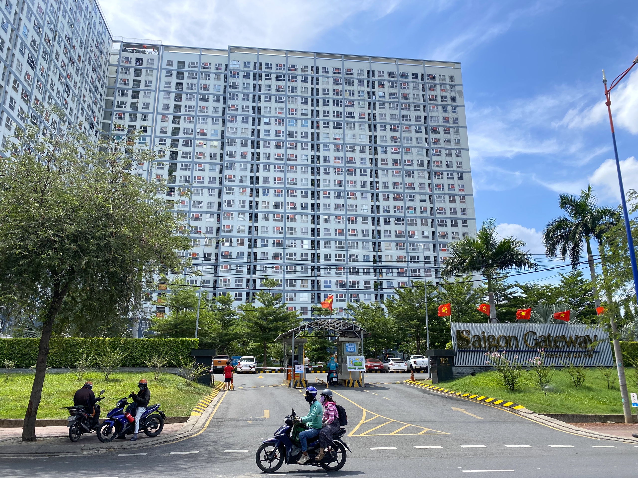 Cư dân Saigon Gateway nhận quỹ bảo trì 40 tỉ đồng - Ảnh 1.