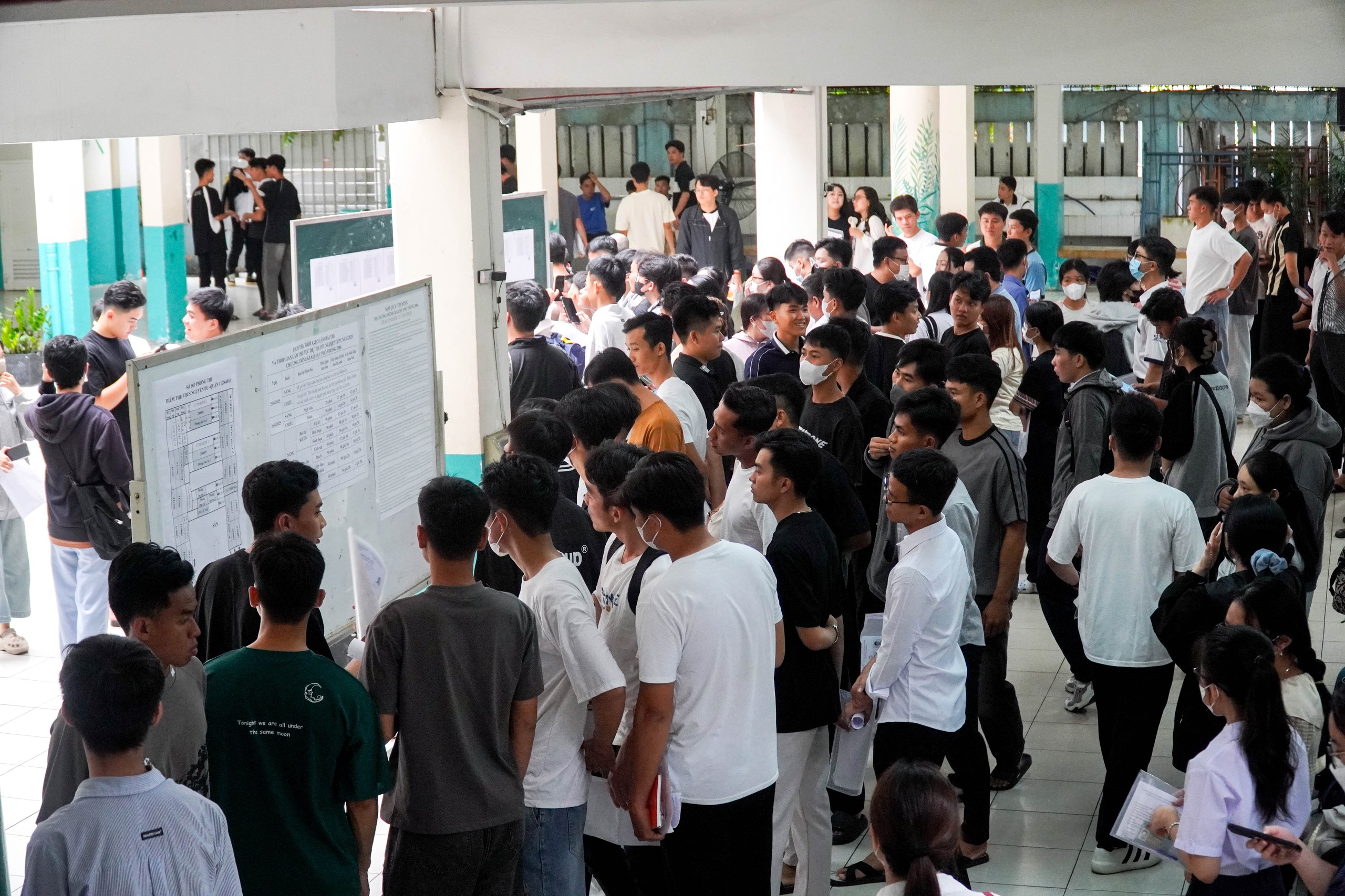 Điểm thi đặc biệt tại TP HCM - Ảnh 1.