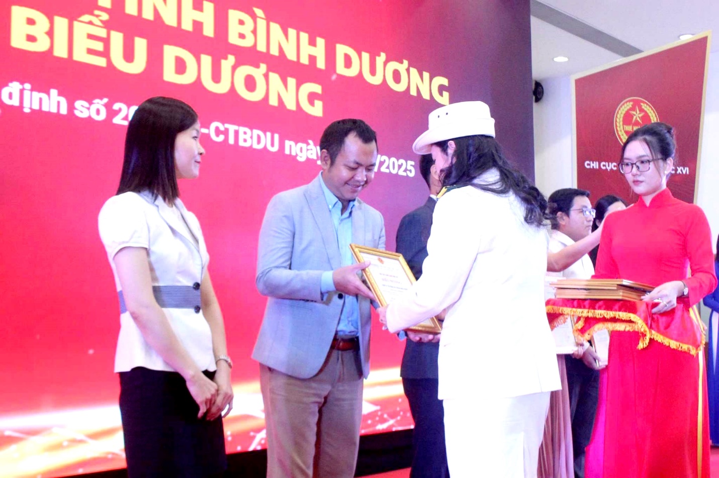 Tân Hiệp Phát được biểu dương về thành tích nổi bật trong việc nộp thuế- Ảnh 2.