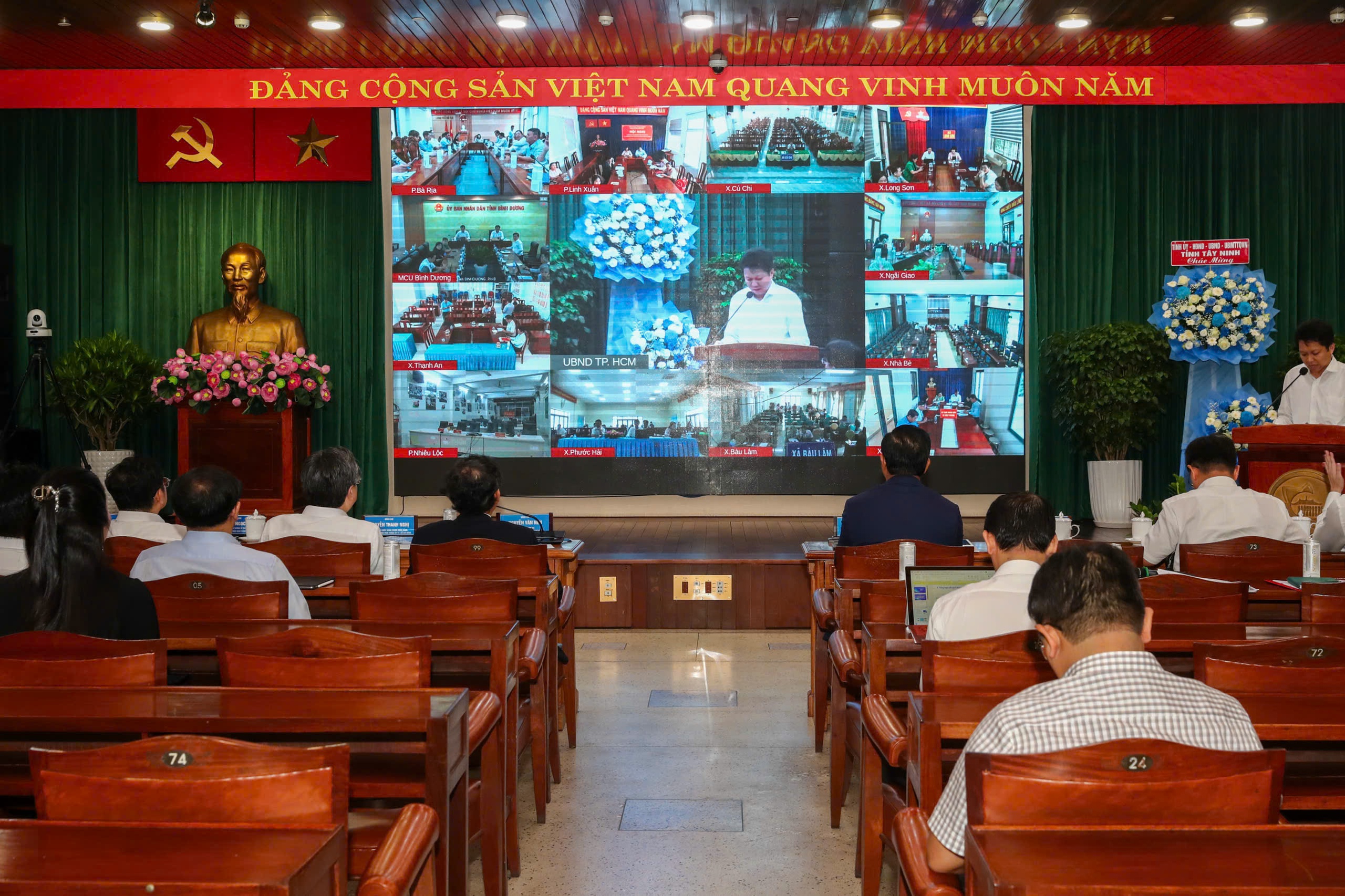 Vận hành thử nghiệm tại 168 phường, xã, đặc khu ở TP HCM: Kết quả đến trưa nay - Ảnh 2.