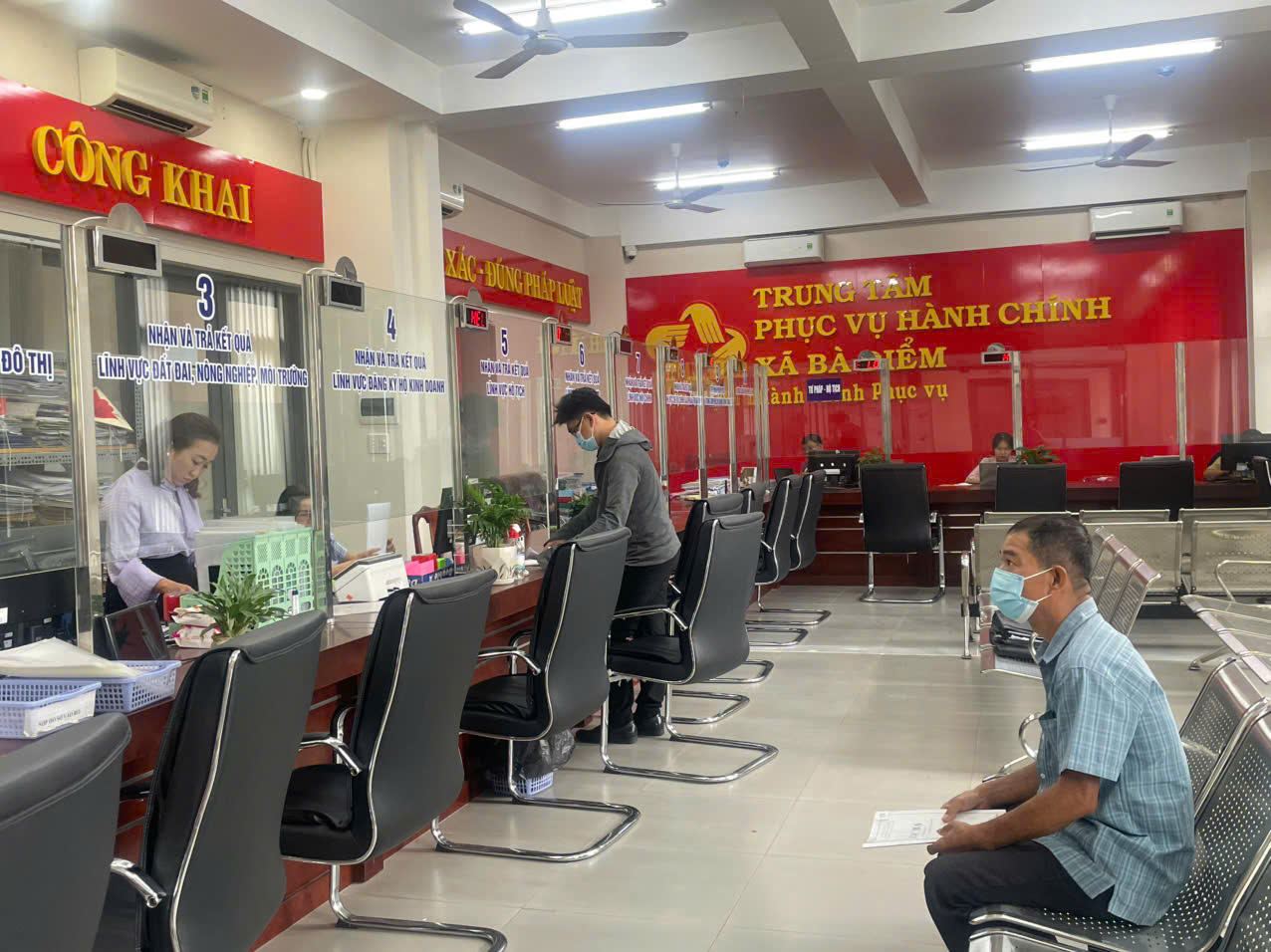 Vận hành thử nghiệm tại 168 phường, xã, đặc khu ở TP HCM: Kết quả đến trưa nay - Ảnh 17.