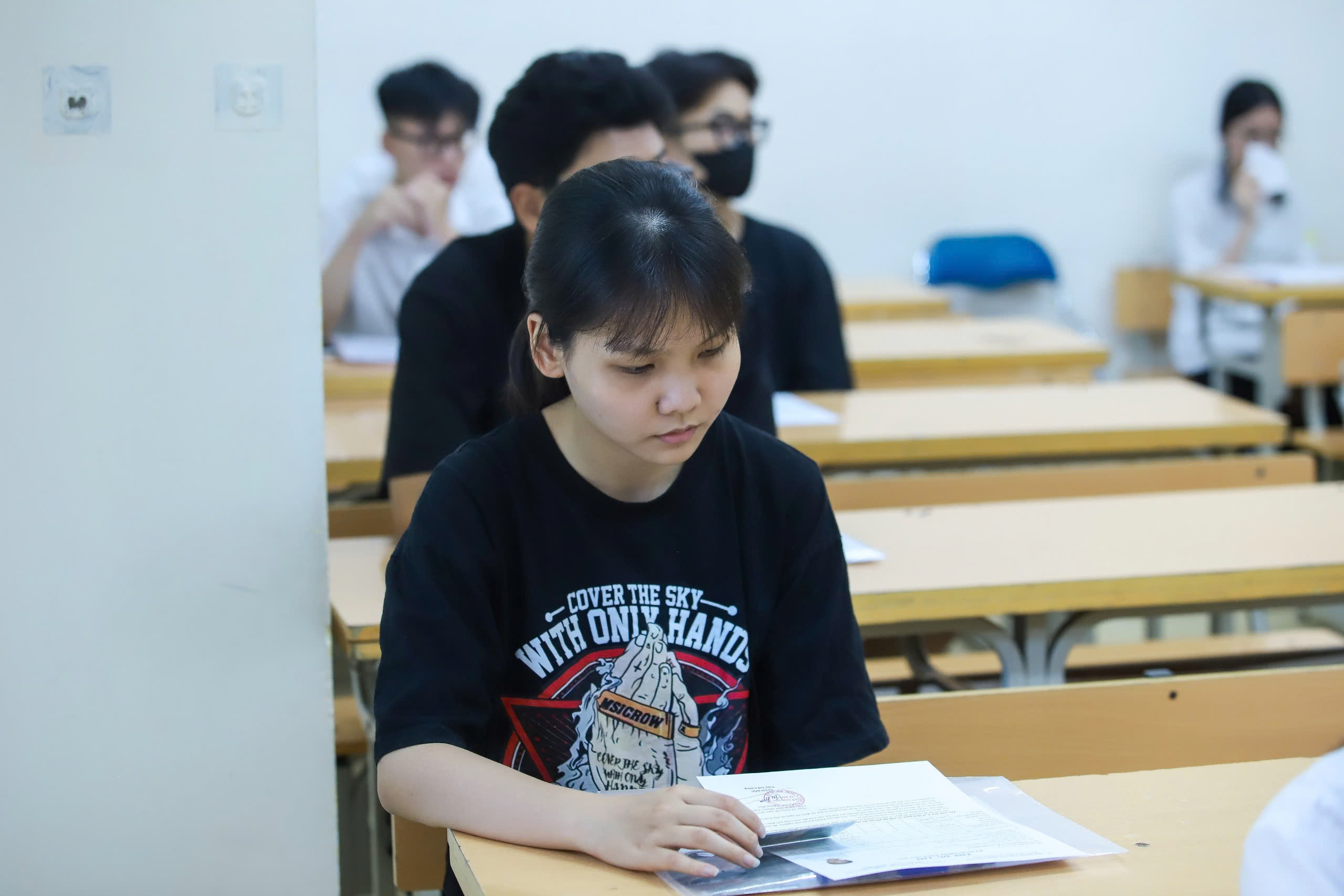 Gần 1,17 triệu thí sinh cả nước làm thủ tục dự thi- Ảnh 4.