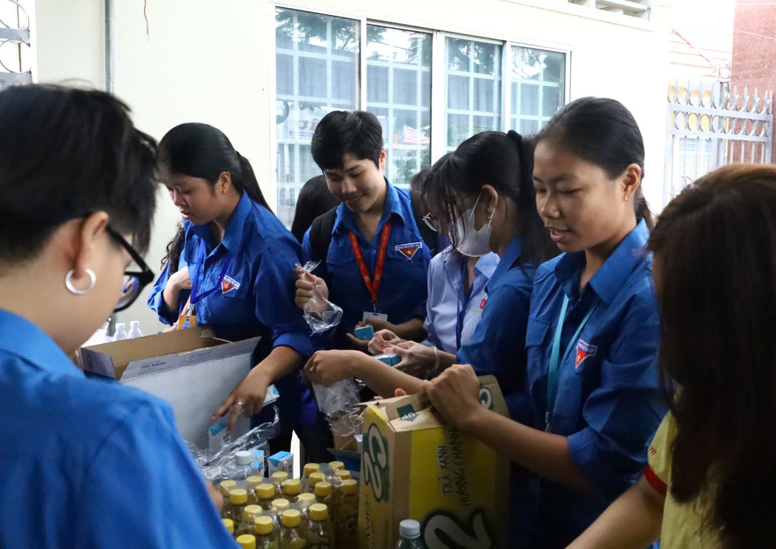 Nhiều trường ở Cần Thơ hỗ trợ suất ăn cho th&iacute; sinh thi tốt nghiệp THPT- Ảnh 4.