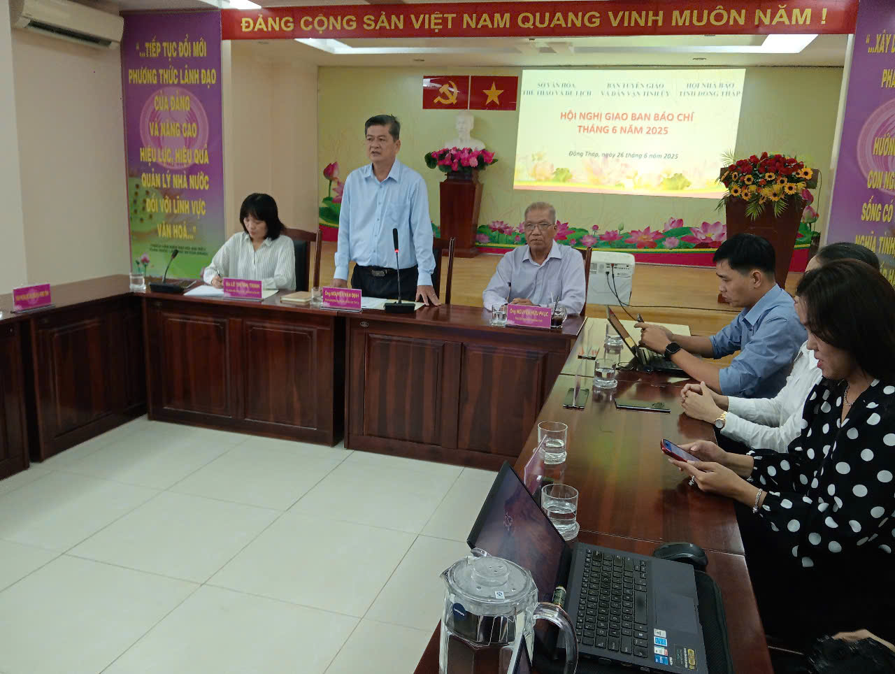 Đồng Th&aacute;p k&ecirc;u gọi &ldquo;mỗi tuần h&atilde;y d&agrave;nh 10 ph&uacute;t để ph&ograve;ng, chống sốt xuất huyết&rdquo;- Ảnh 1.