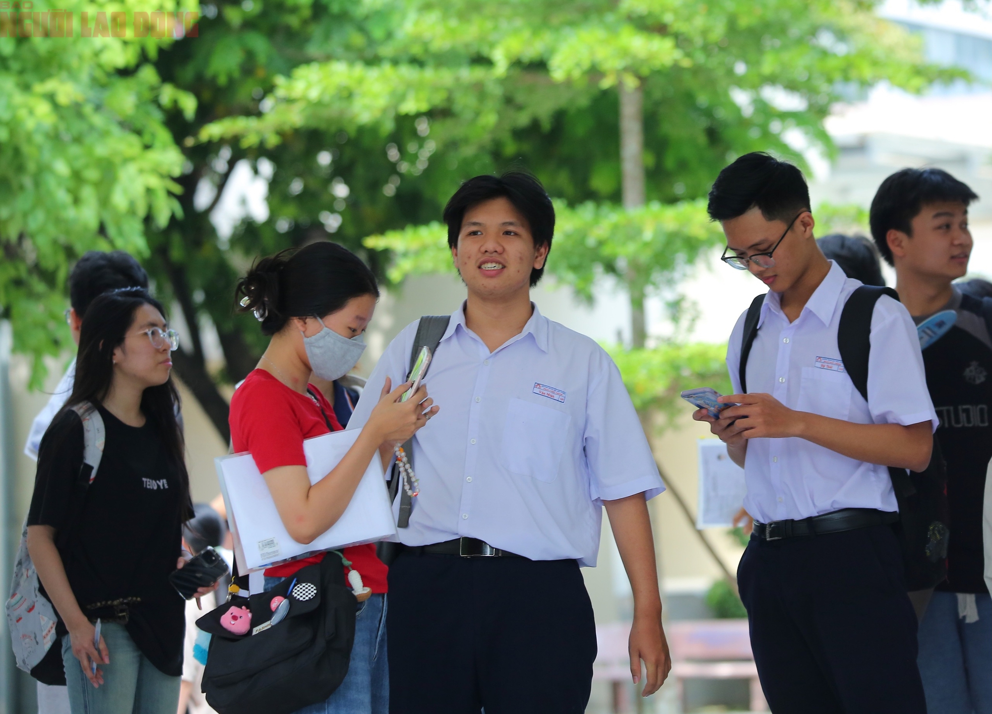 Đề thi văn tốt nghiệp THPT 2025: Từ &ldquo;Những v&ugrave;ng trời kh&aacute;c nhau&rdquo; đến thay đổi lớn lao của đất nước- Ảnh 12.
