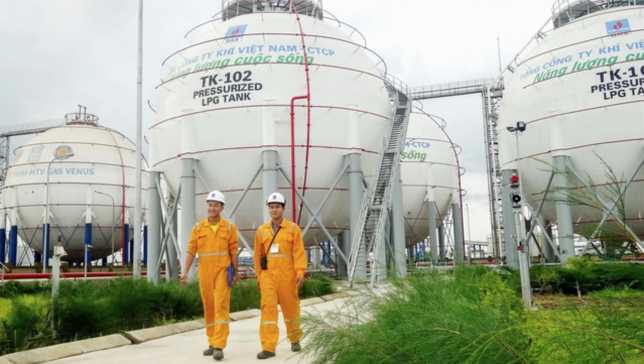 Lương lãnh đạo doanh nghiệp nhà nước có thể lên đến 320 triệu/tháng- Ảnh 1.