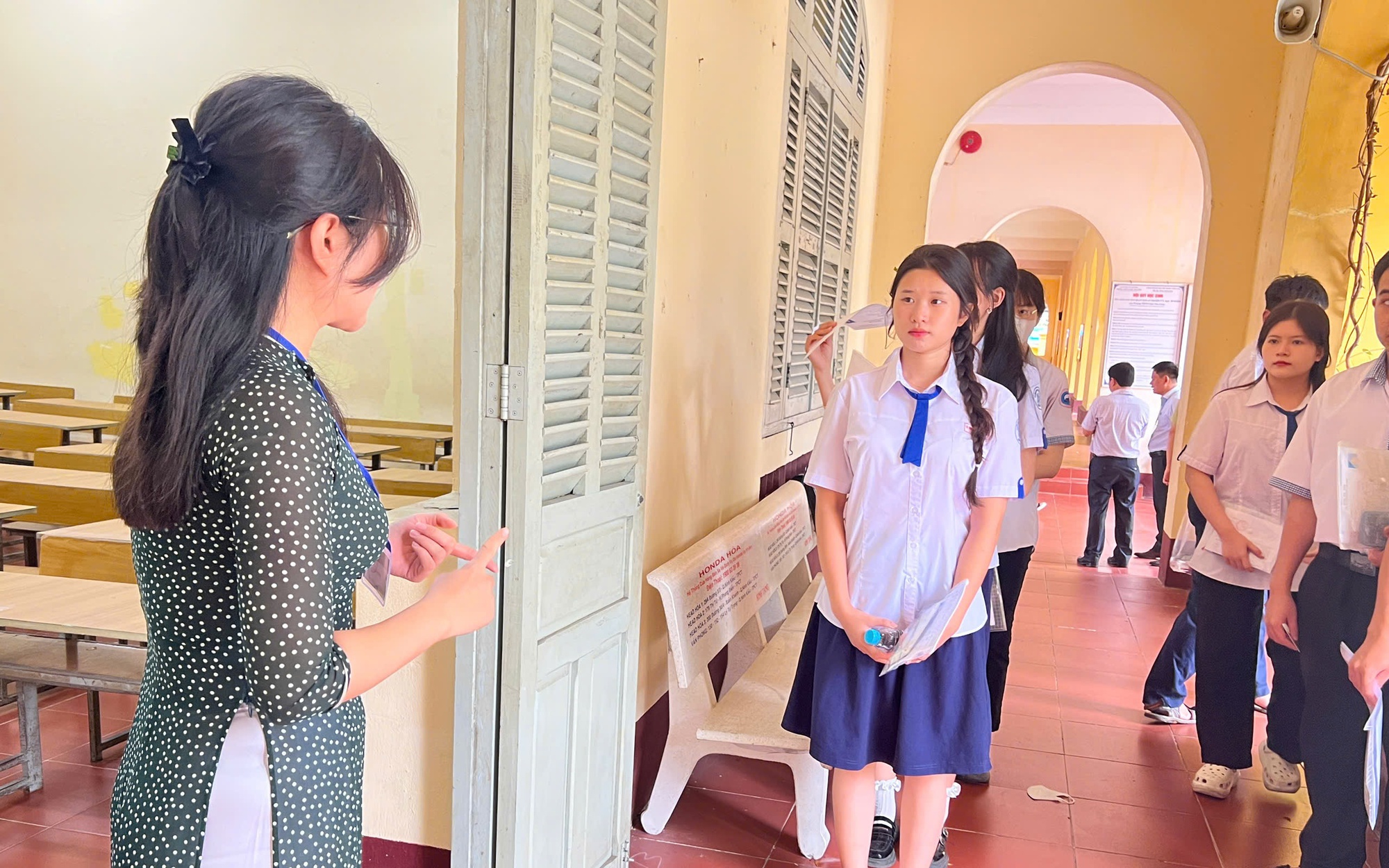 Thi tốt nghiệp THPT 2025: Gợi ý giải đề thi môn toán