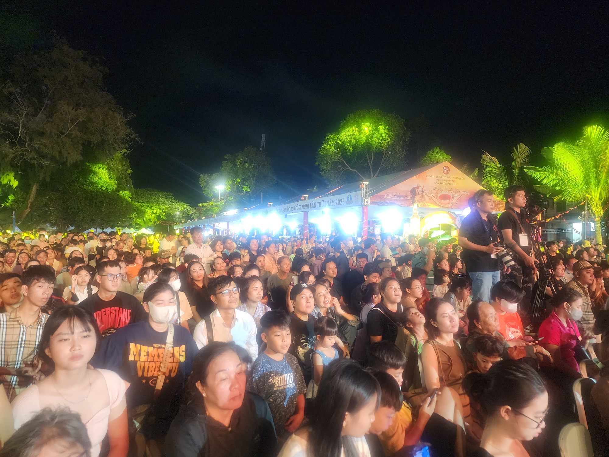 Ph&uacute; Quốc lần đầu ti&ecirc;n tổ chức festival nước mắm truyền thống - Ảnh 3.