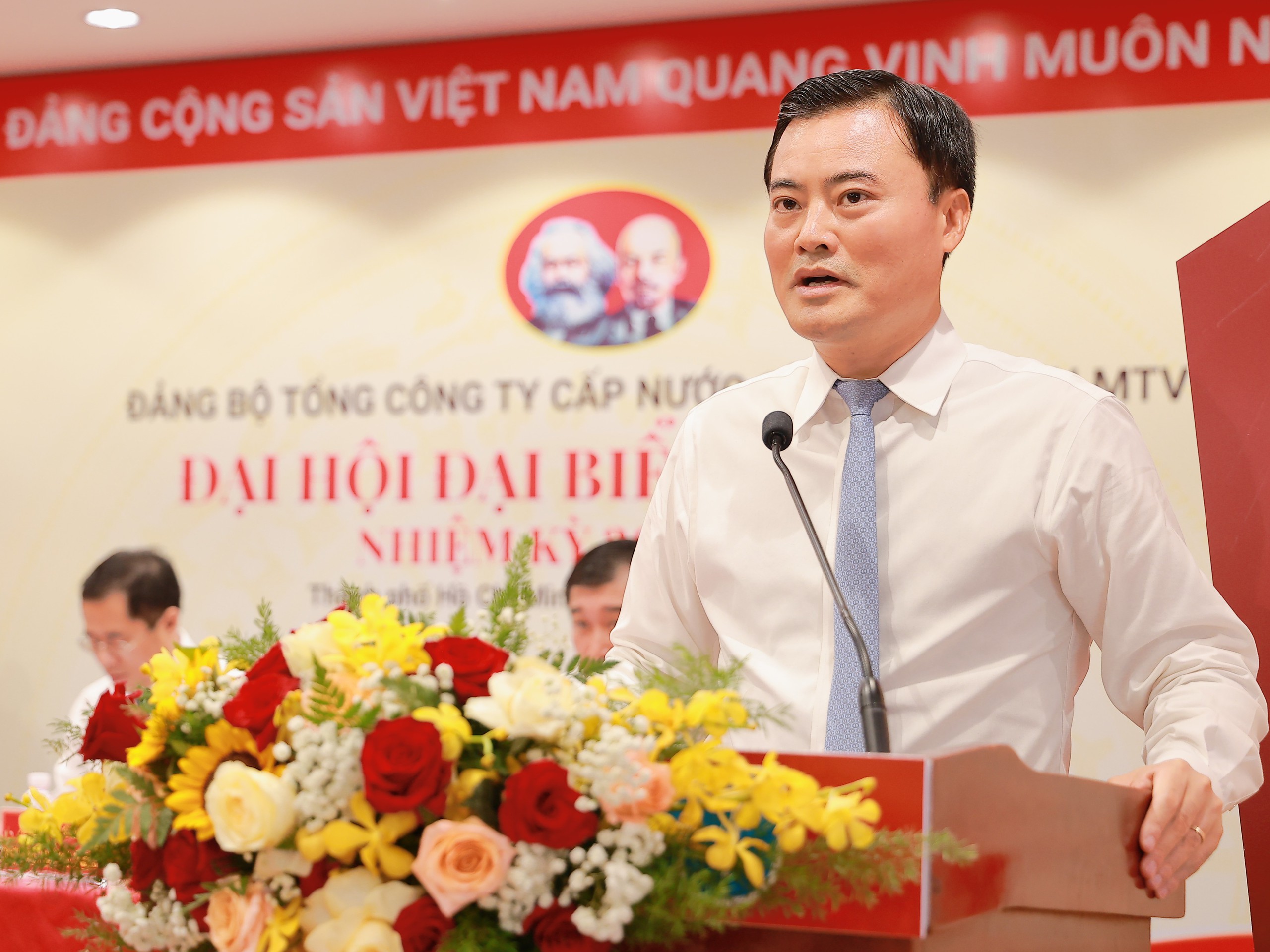 Xây dựng Đảng bộ vững mạnh, đưa SAWACO lên tầm cao mới- Ảnh 1.
