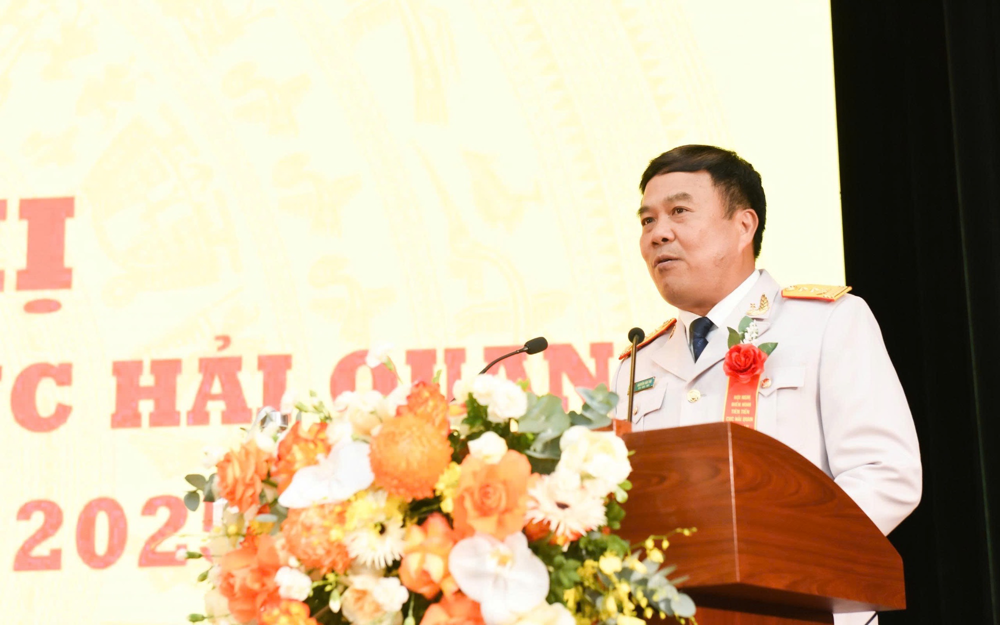 Hải quan bắt giữ gần 2 tấn ma túy