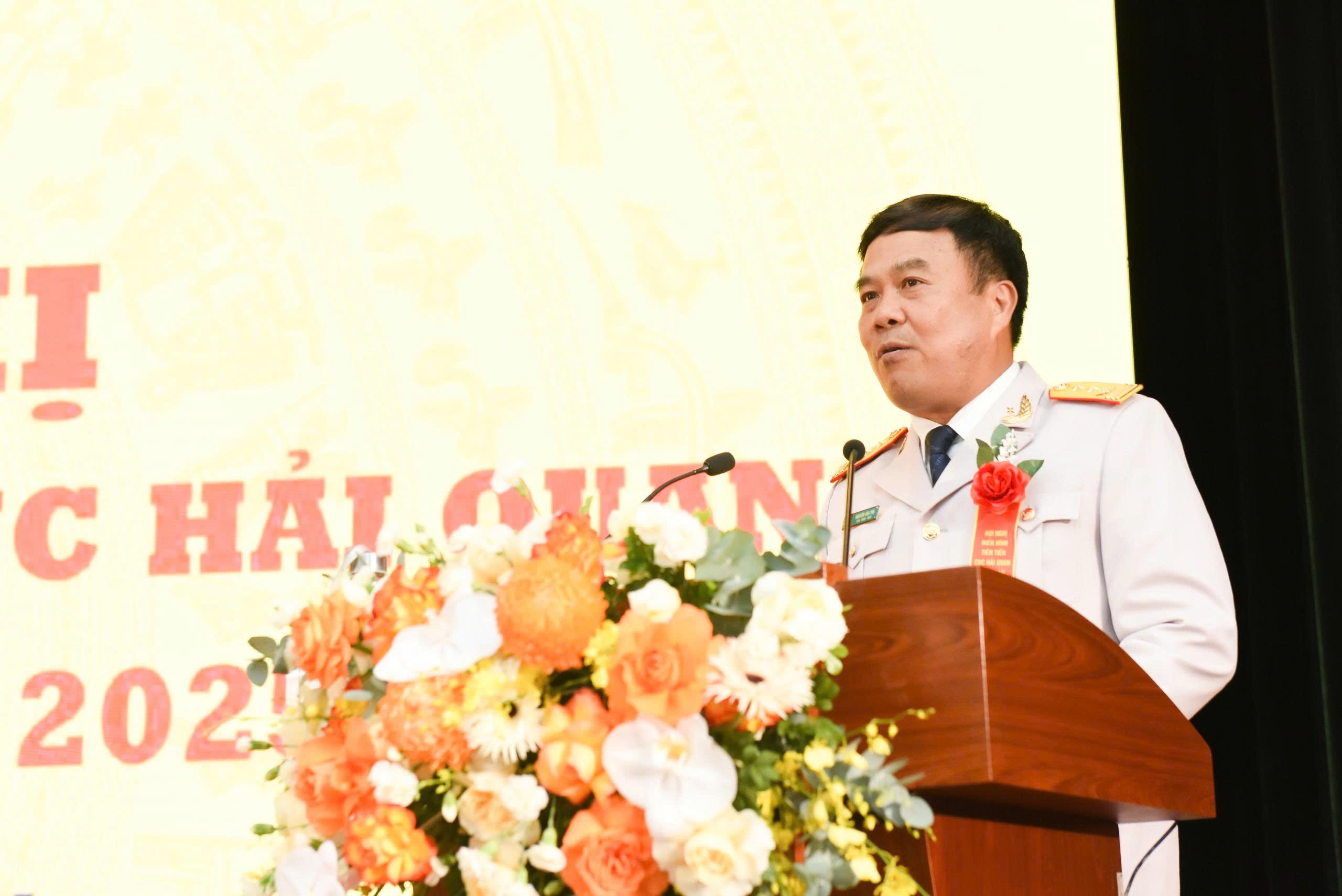Hải quan bắt giữ gần 2 tấn ma túy- Ảnh 1.