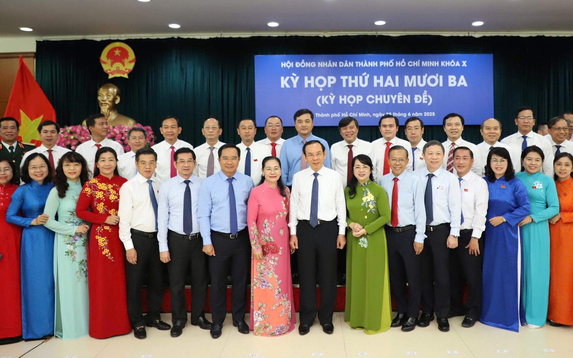 Bốn năm - 23 kỳ họp - 640 nghị quyết: HĐND TP HCM hành trình cam kết và hành động vì dân