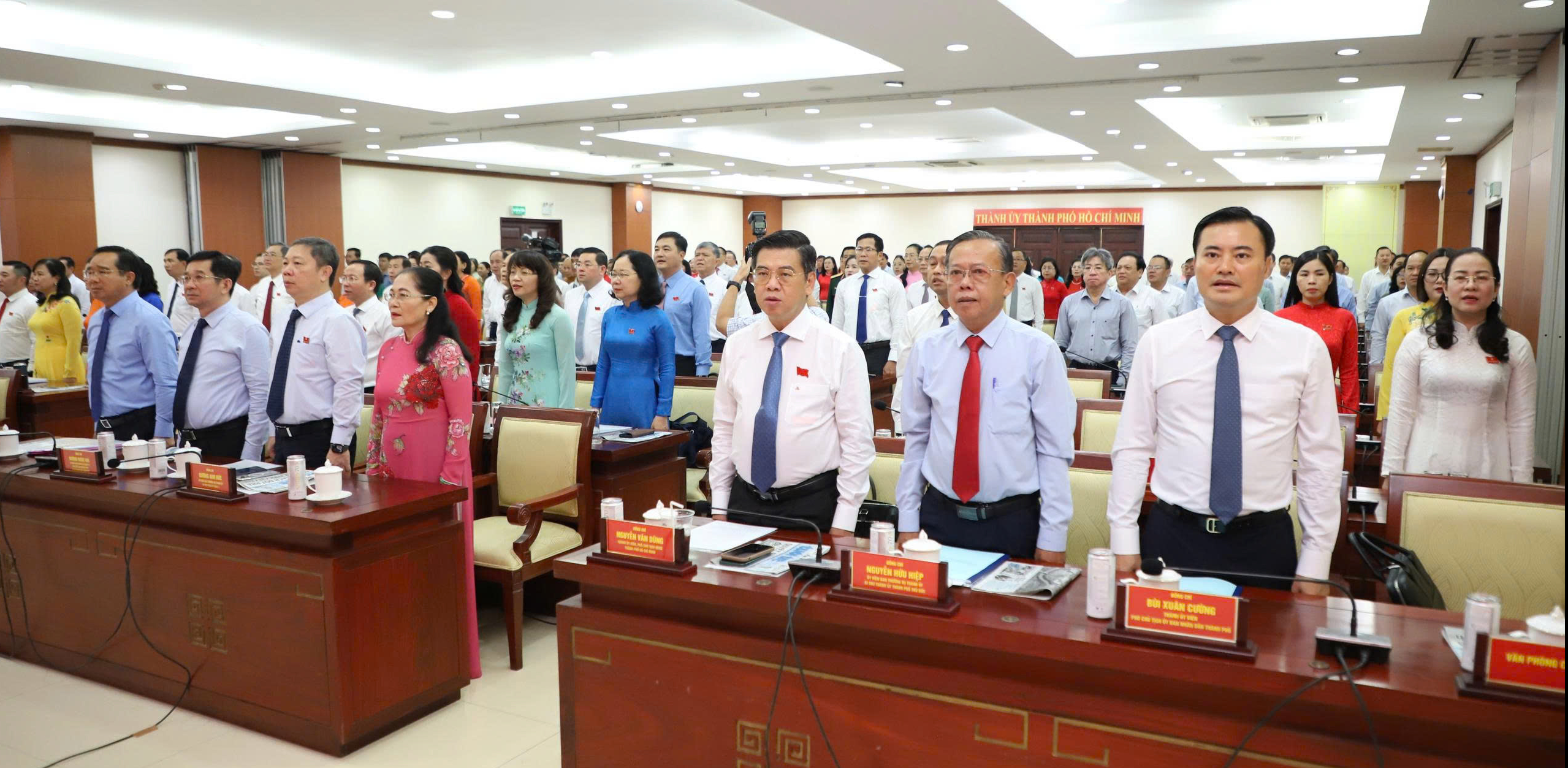 HĐND TP HCM khai mạc kỳ họp chuy&ecirc;n đề - Ảnh 1.