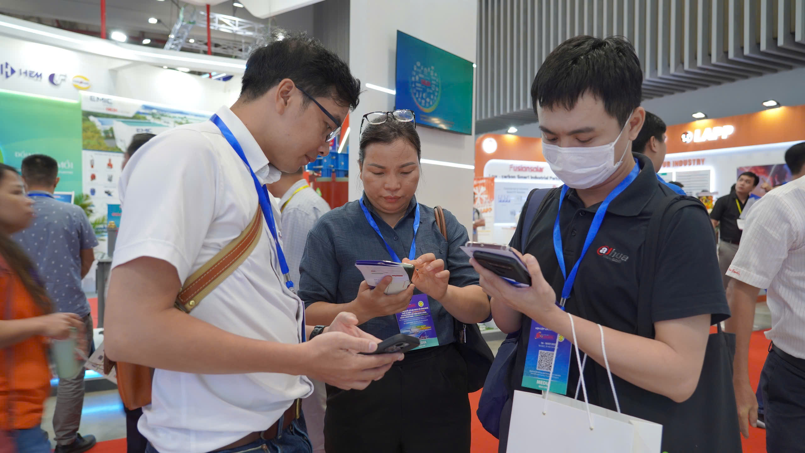 EVNHCMC cung cấp dịch vụ điện to&agrave;n địa b&agrave;n TP HCM mới- Ảnh 1.