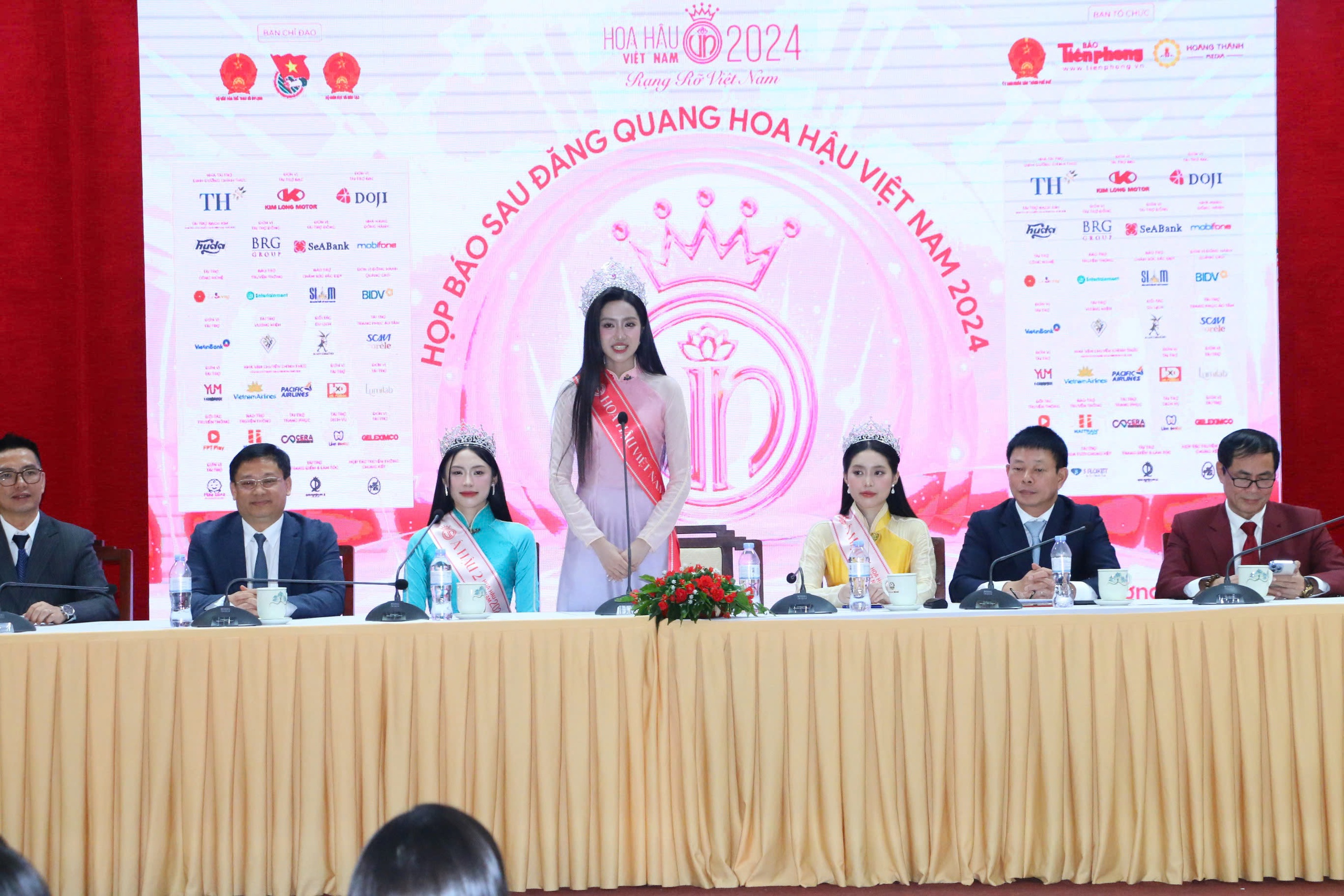Tân Hoa hậu Việt Nam 2024 nói gì về làn da không được đẹp của mình? - Ảnh 1.