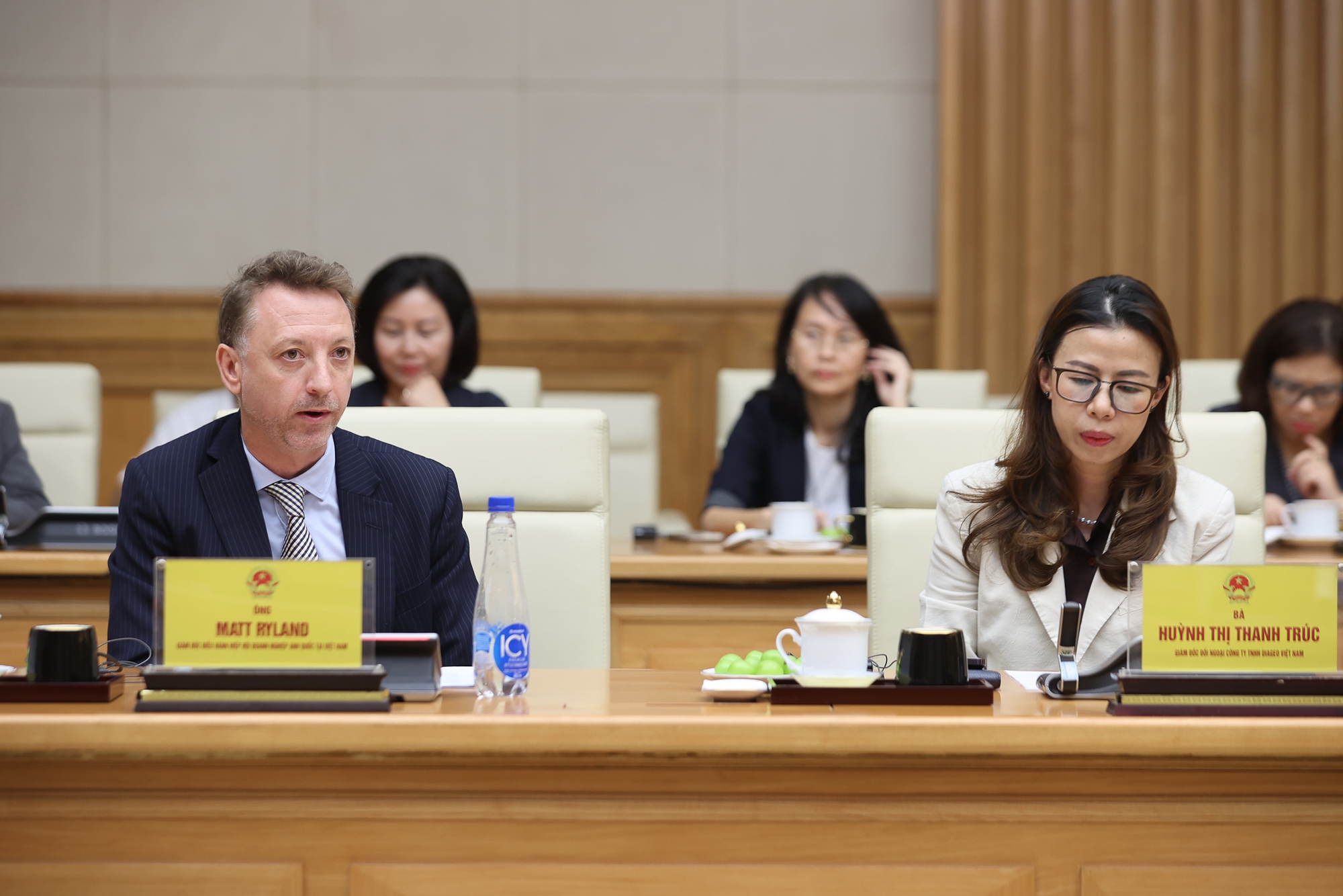 Thủ tướng k&ecirc;u gọi doanh nghiệp Anh đưa thương mại v&agrave; đầu tư song phương vượt 10 tỉ USD- Ảnh 6.