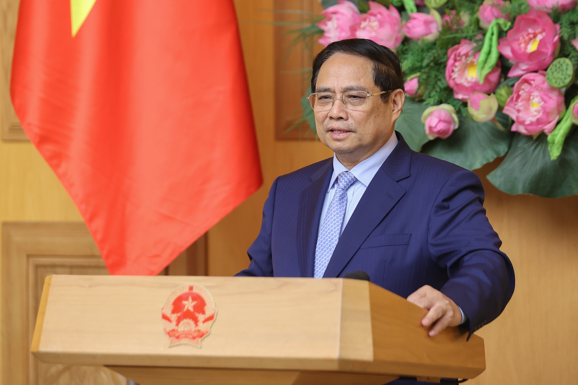 Thủ tướng k&ecirc;u gọi doanh nghiệp Anh đưa thương mại v&agrave; đầu tư song phương vượt 10 tỉ USD- Ảnh 1.