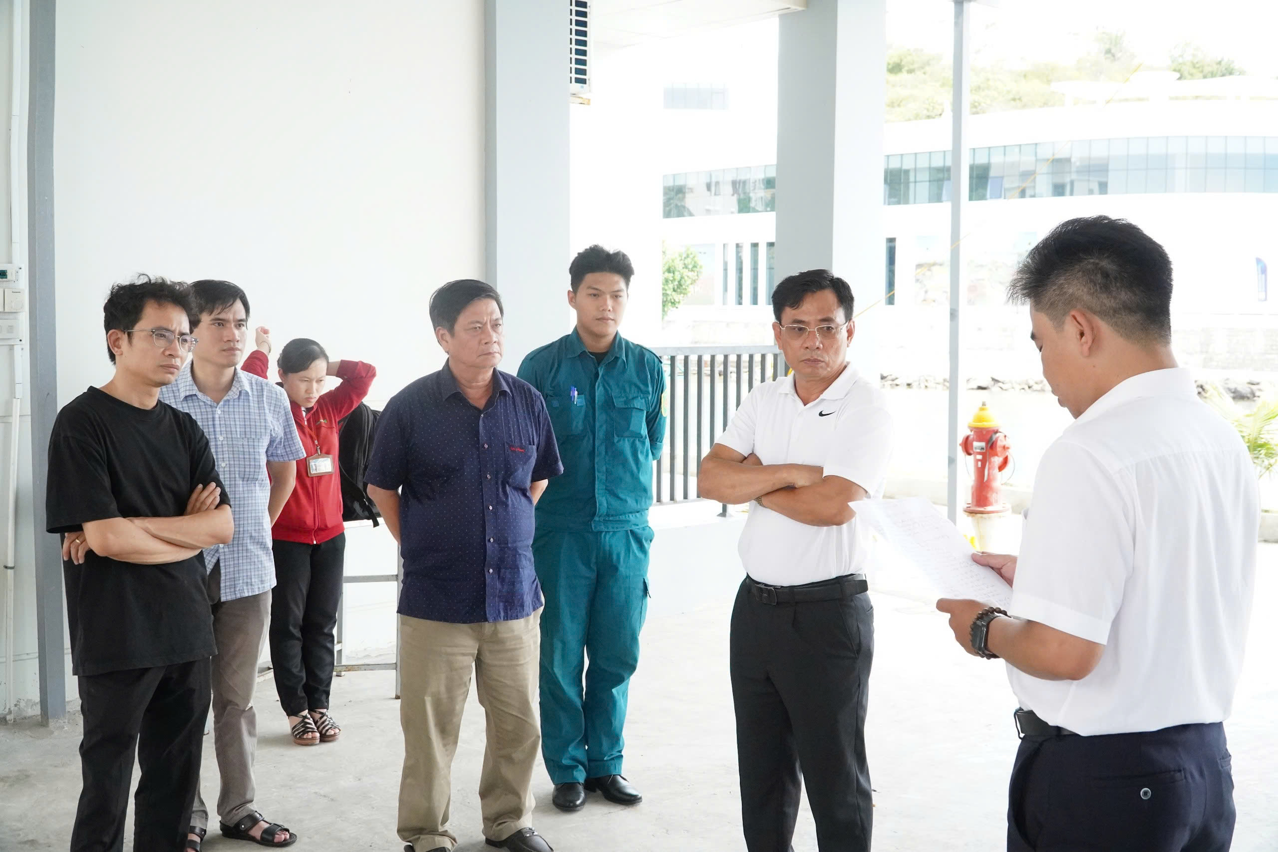 Chủ tịch phường Lộc Thọ bị kiểm điểm - Ảnh 1.