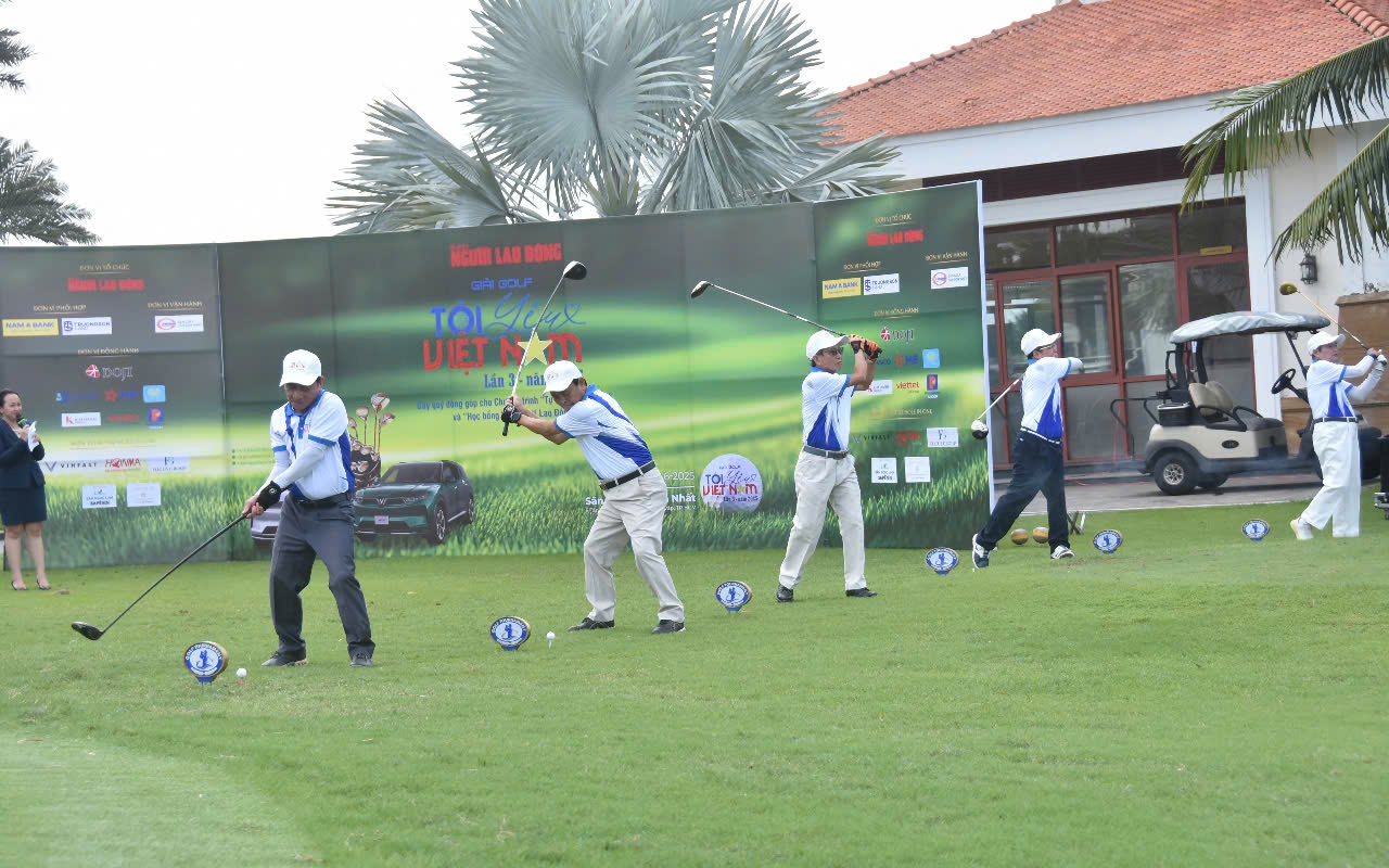 Toàn cảnh khai mạc Giải Golf "Tôi yêu Việt Nam" lần 3 - năm 2025