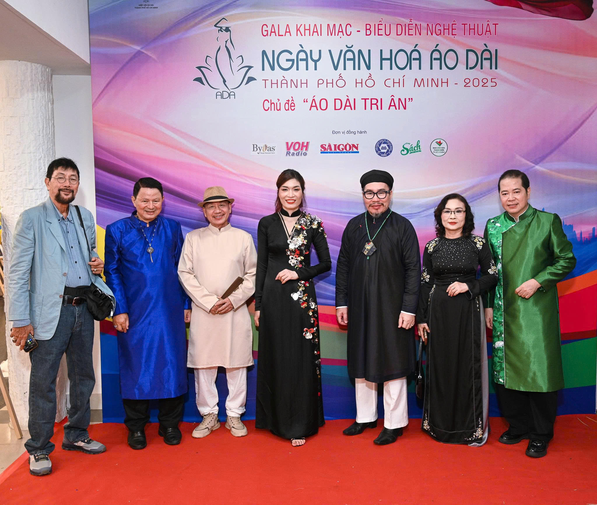 Gala Áo dài tri ân- Ảnh 1.
