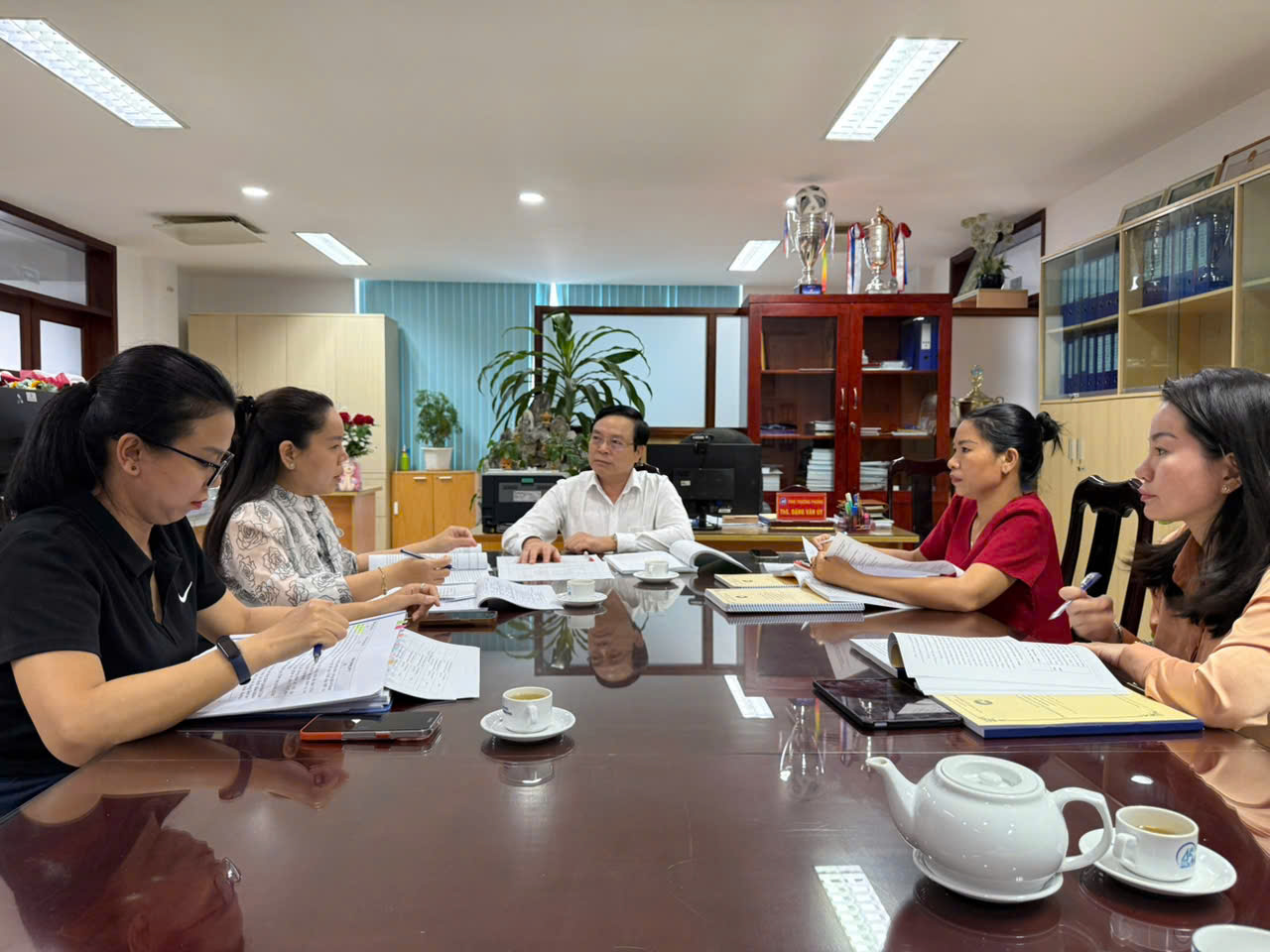 C&aacute;c trường đại học với nỗi &aacute;m ảnh chi ph&iacute; kiểm định- Ảnh 1.