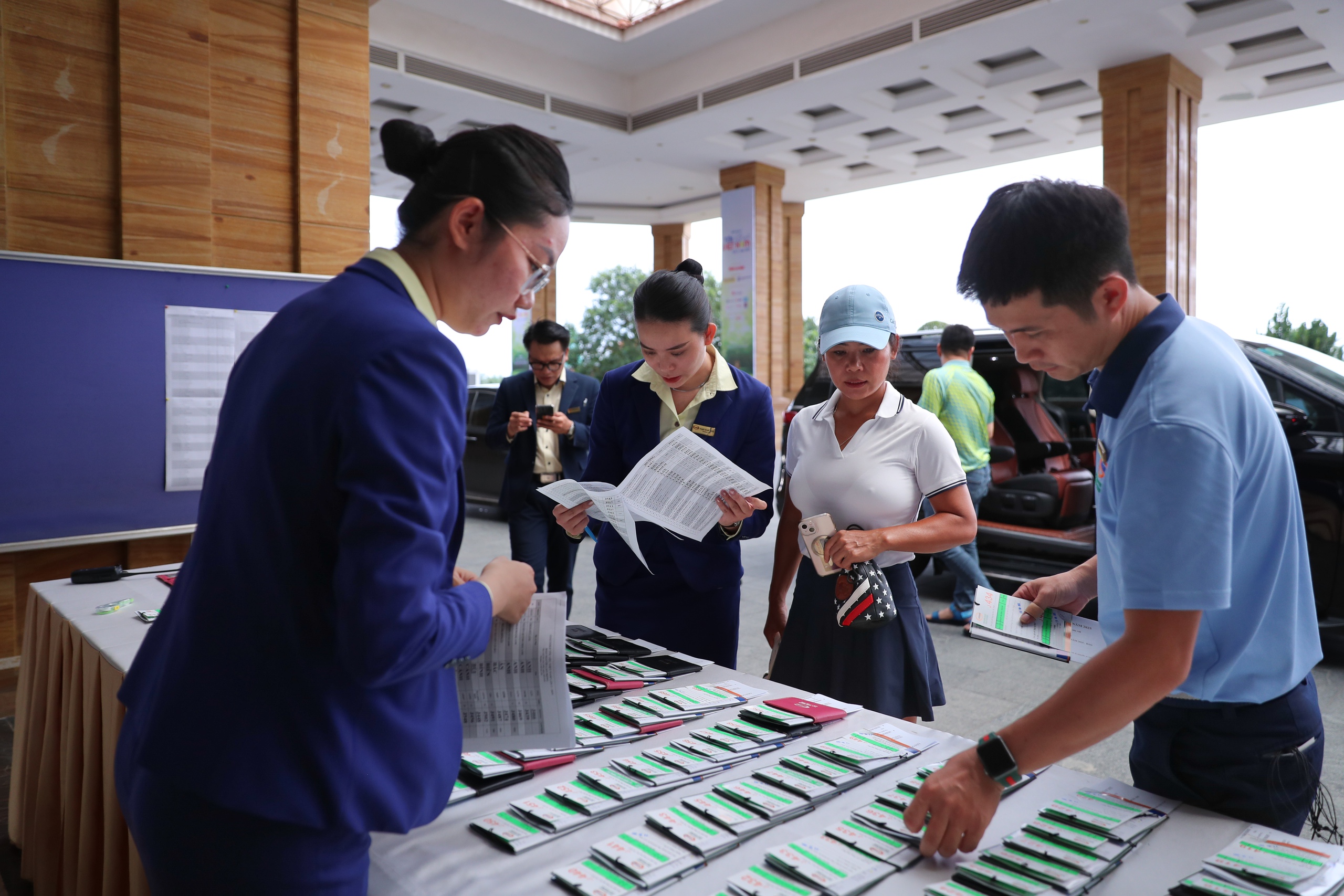 Những c&uacute; swing ấn tượng tại giải Golf "T&ocirc;i y&ecirc;u Việt Nam" lần 3 - Ảnh 1.