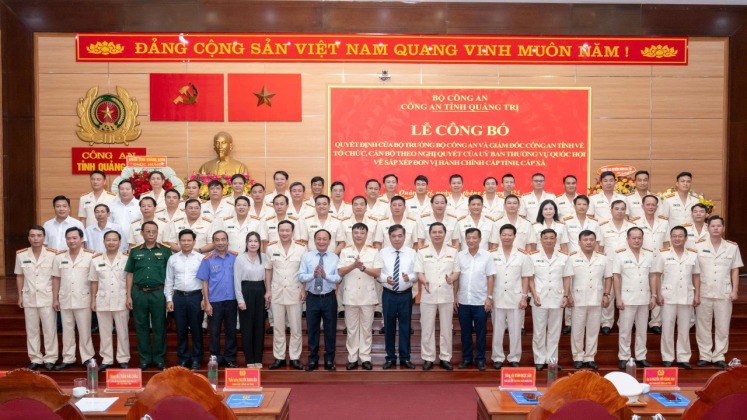 Thiếu tướng Nguyễn Thanh Li&ecirc;m l&agrave;m Gi&aacute;m đốc C&ocirc;ng an tỉnh Quảng Trị sau hợp nhất- Ảnh 7.