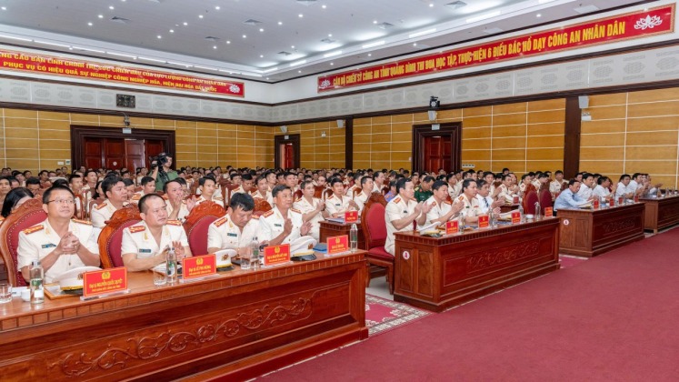 Thiếu tướng Nguyễn Thanh Li&ecirc;m l&agrave;m Gi&aacute;m đốc C&ocirc;ng an tỉnh Quảng Trị sau hợp nhất- Ảnh 4.