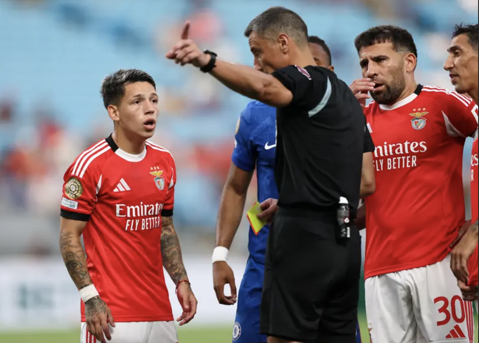 Thời tiết trì hoãn chiến thắng của Chelsea sau 5 giờ thi đấu ở FIFA Club World Cup - Ảnh 7.