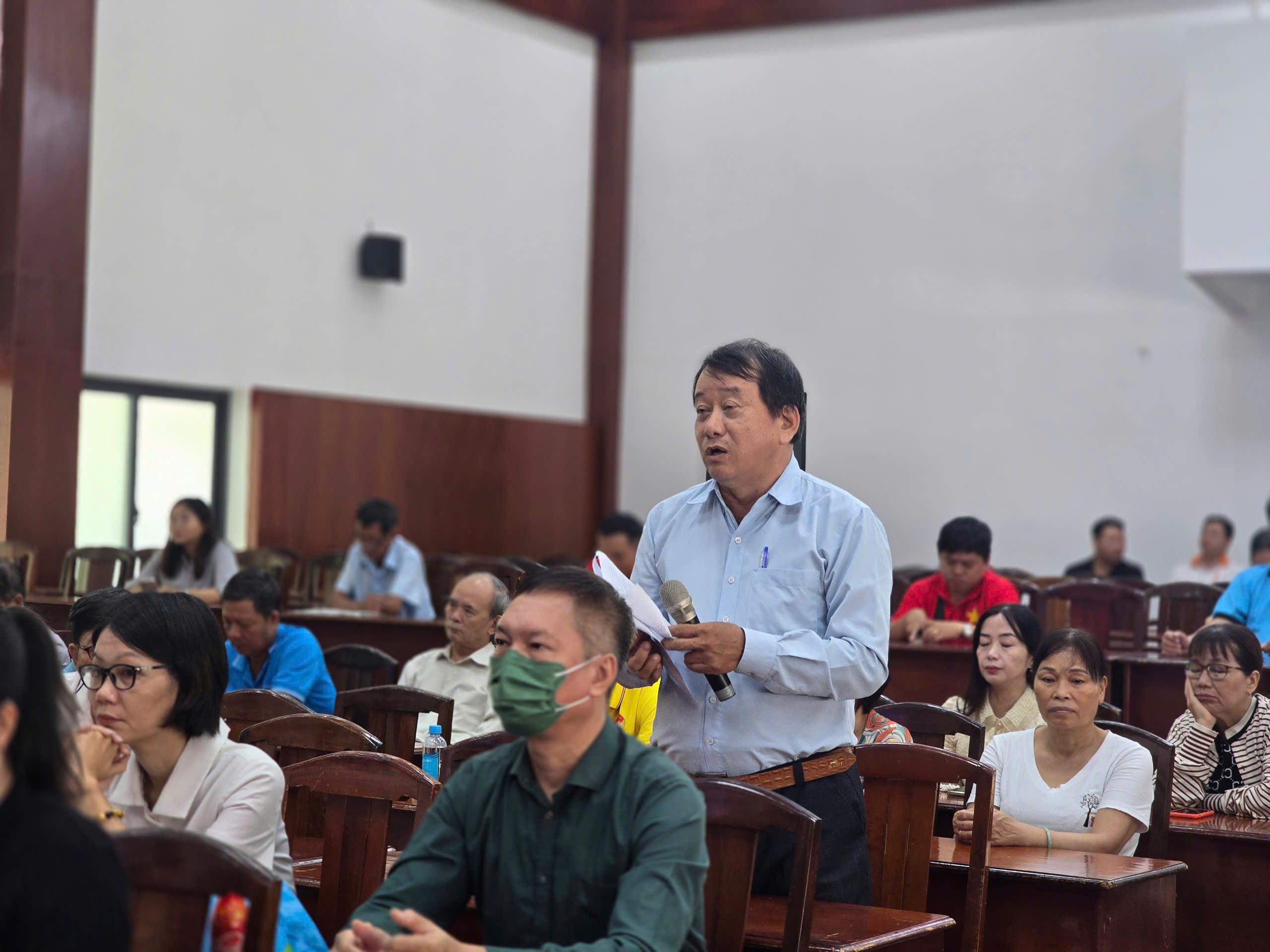 Cử tri TP HCM bâng khuâng việc bỏ án tử hình tội tham ô, nhận hối lộ - Ảnh 3.