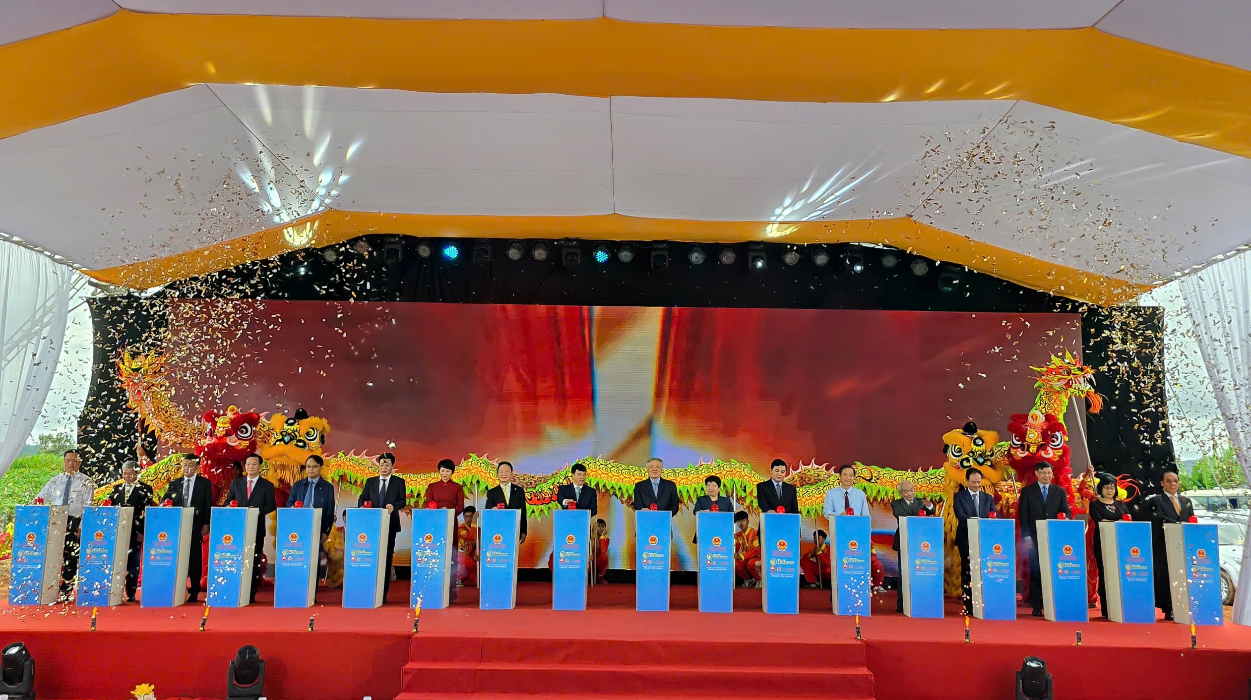 Khởi công đường cao tốc 17.700 tỉ đồng "kéo gần" Đà Lạt - TP HCM- Ảnh 2.