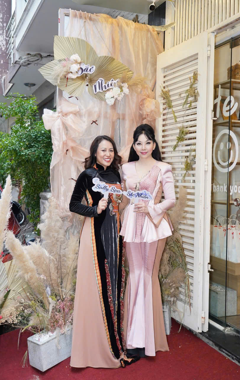 NTK- TS Quỳnh Paris: “Tinh hoa của cái đẹp trong làng thời trang và Beauty Việt” - Ảnh 1.