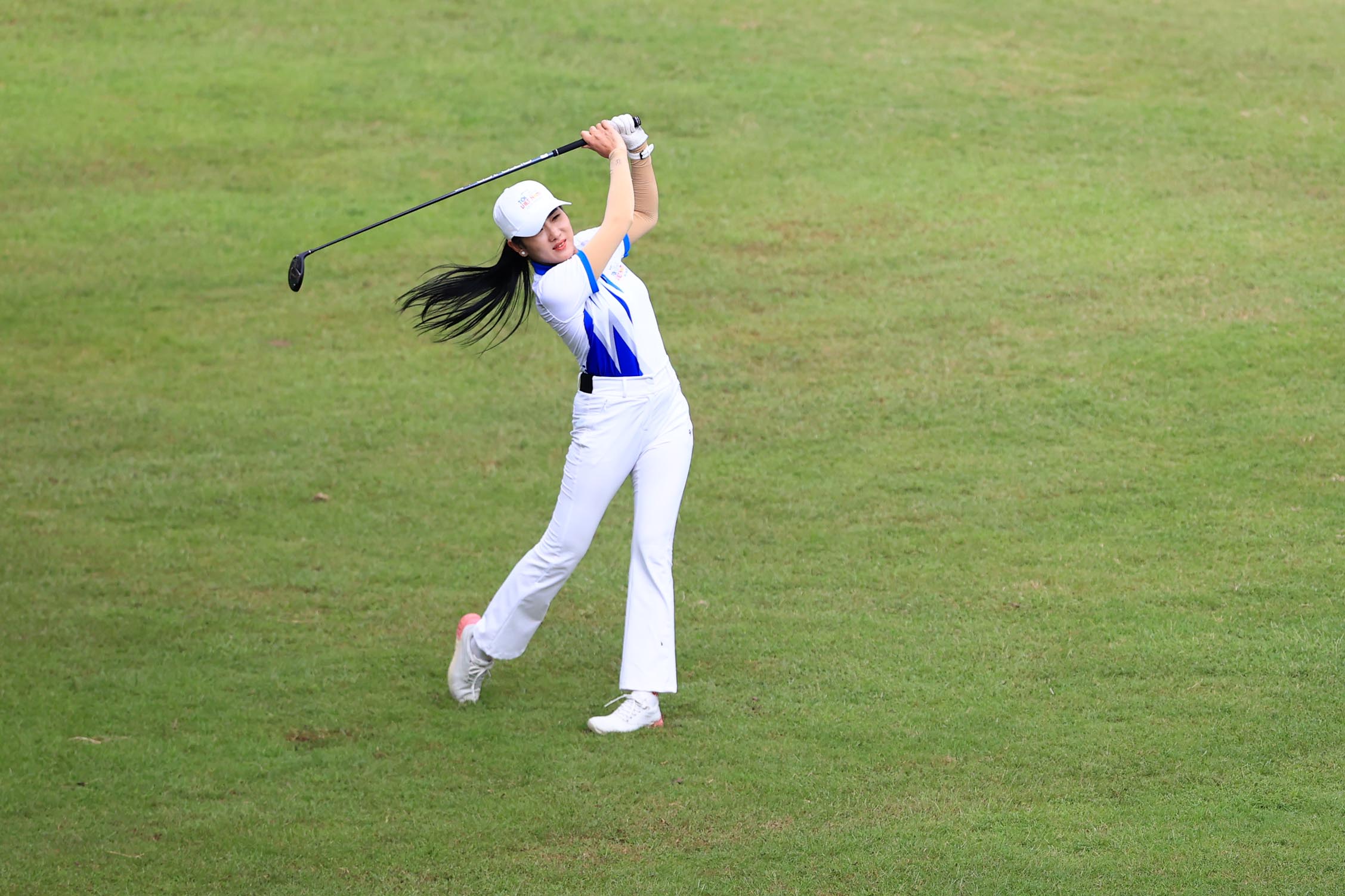 Những c&uacute; swing ấn tượng tại giải Golf "T&ocirc;i y&ecirc;u Việt Nam" lần 3 - Ảnh 6.