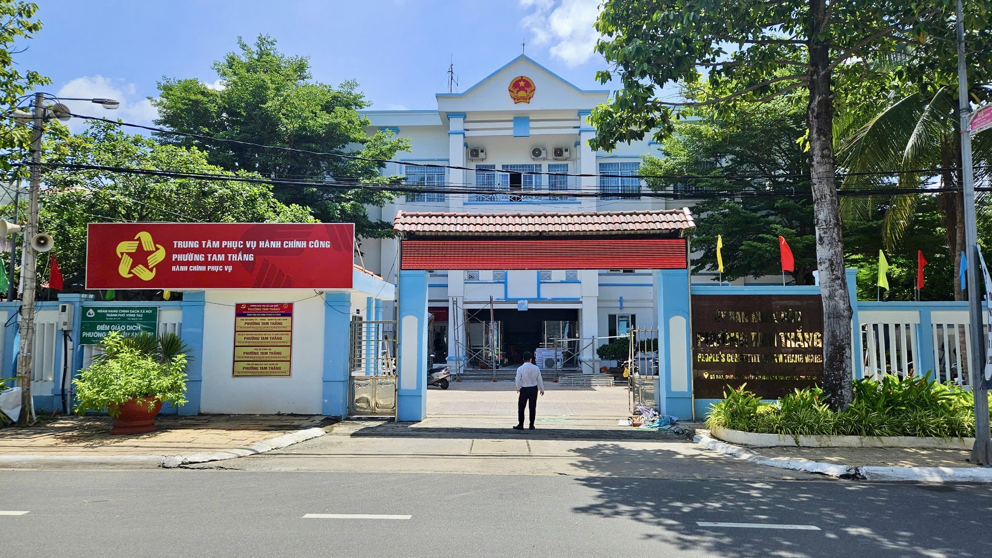 Hình ảnh khẩn trương, rộn ràng từ sáng đến trưa 29-6 tại các phường, xã ở Bà Rịa - Vũng Tàu - Ảnh 10.