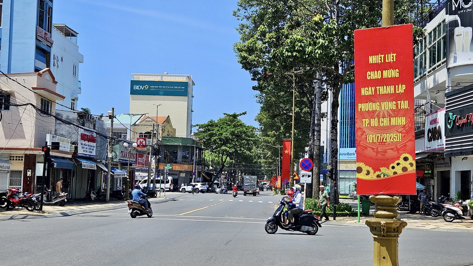 Hình ảnh khẩn trương, rộn ràng từ sáng đến trưa 29-6 tại các phường, xã ở Bà Rịa - Vũng Tàu - Ảnh 6.