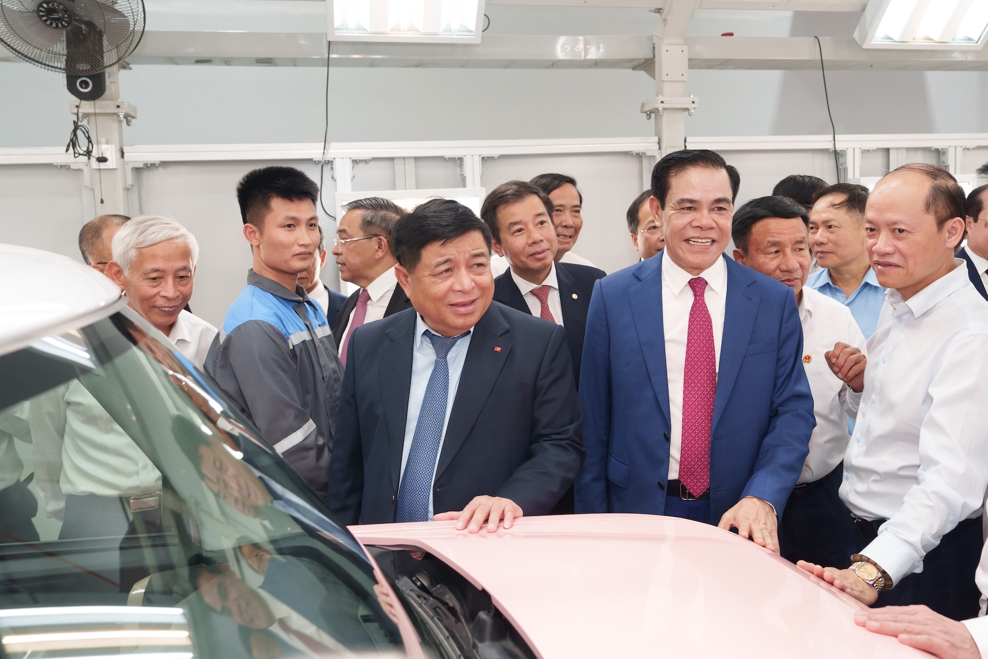 Hình ảnh bên trong Nhà máy sản xuất ô tô điện VinFast tại Hà Tĩnh, công suất 200.000 xe/năm- Ảnh 3.