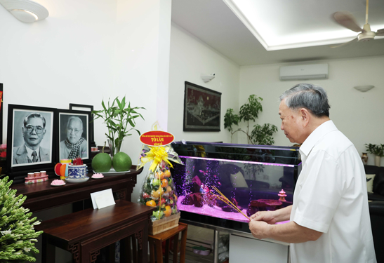 Tưởng nhớ cố Tổng Bí thư Nguyễn Văn Linh- Ảnh 1.